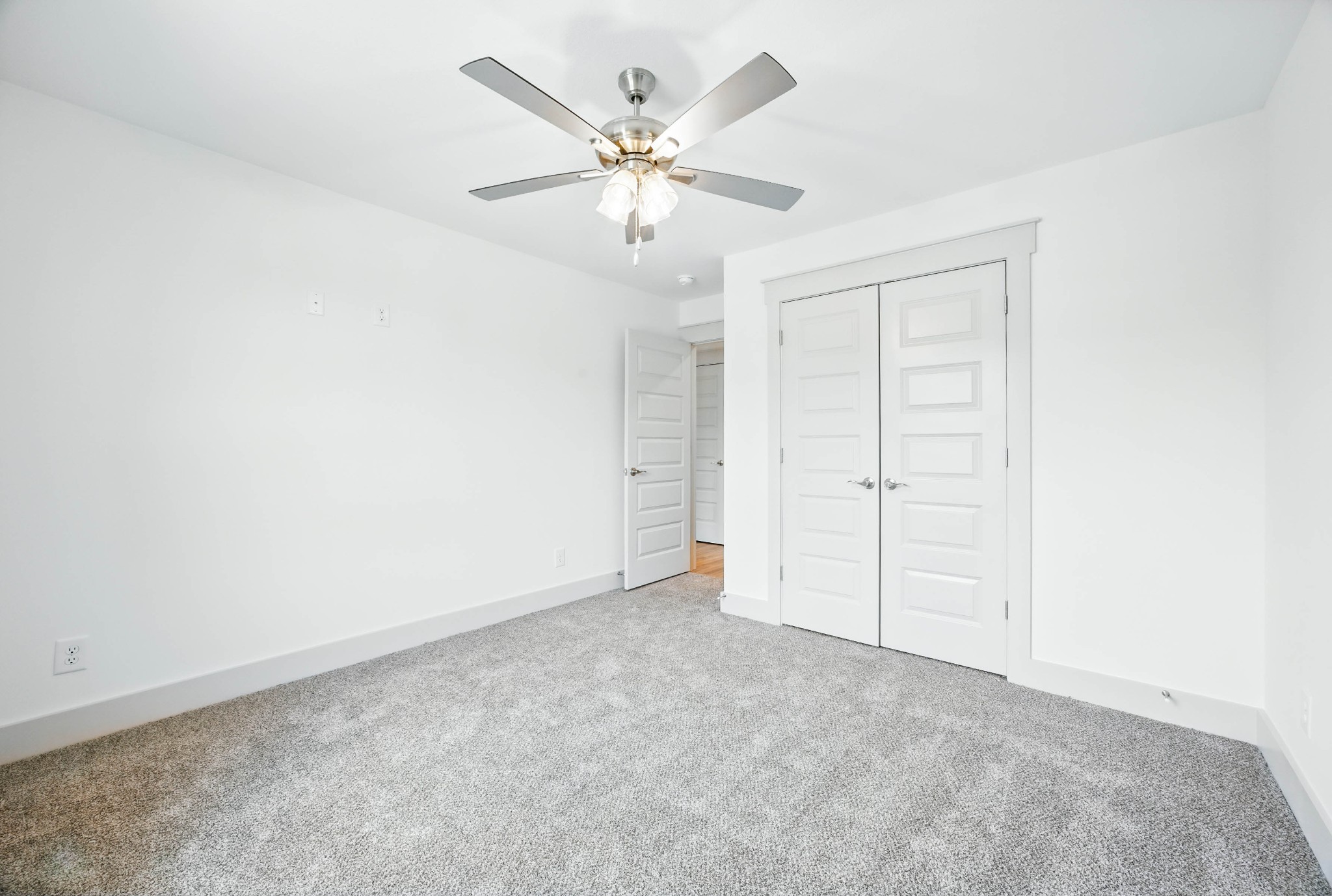 533 Charleston Cove Way Property Photo 26