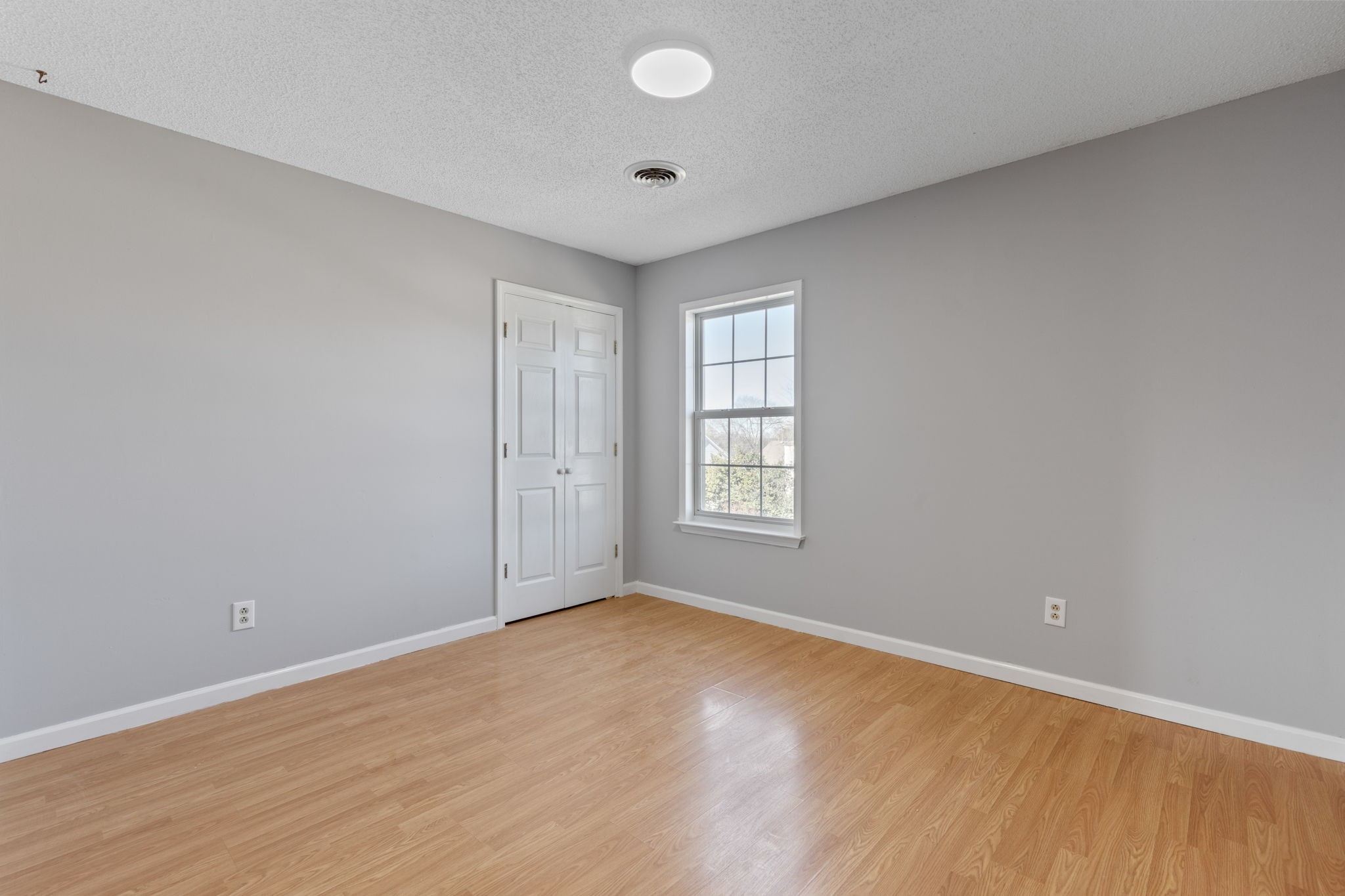 1604 Jennifer Dr Property Photo 27