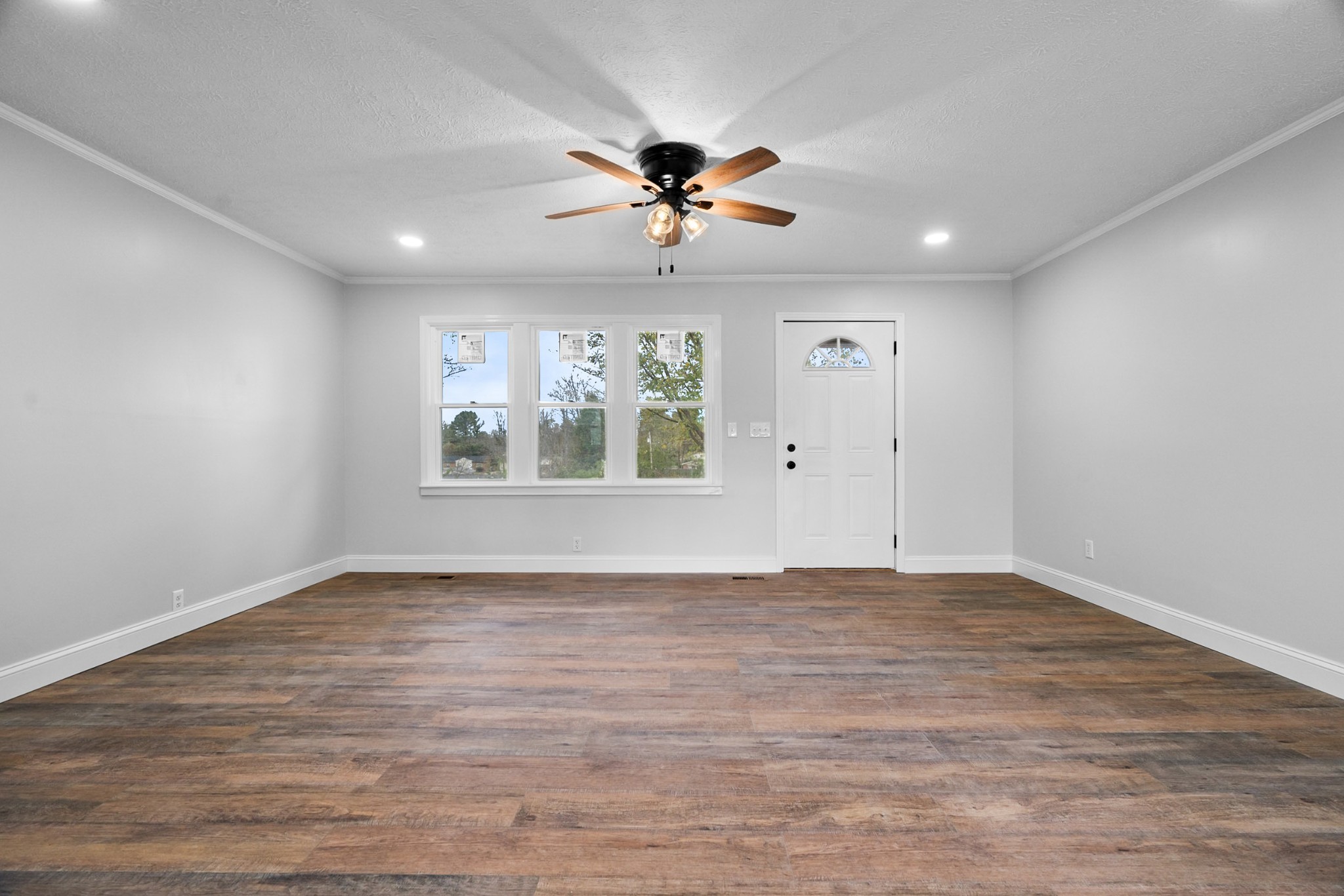 985 Watauga Dr Property Photo 3