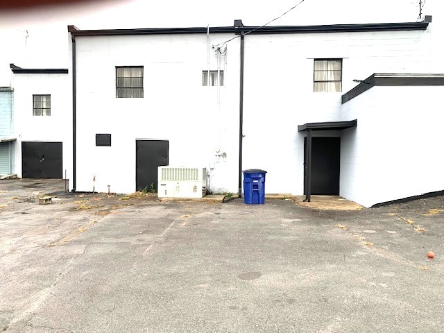 912 N Main St Property Photo 29
