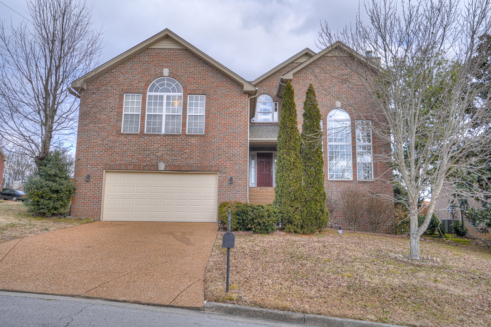 7228 Sugarloaf Dr Property Photo 1
