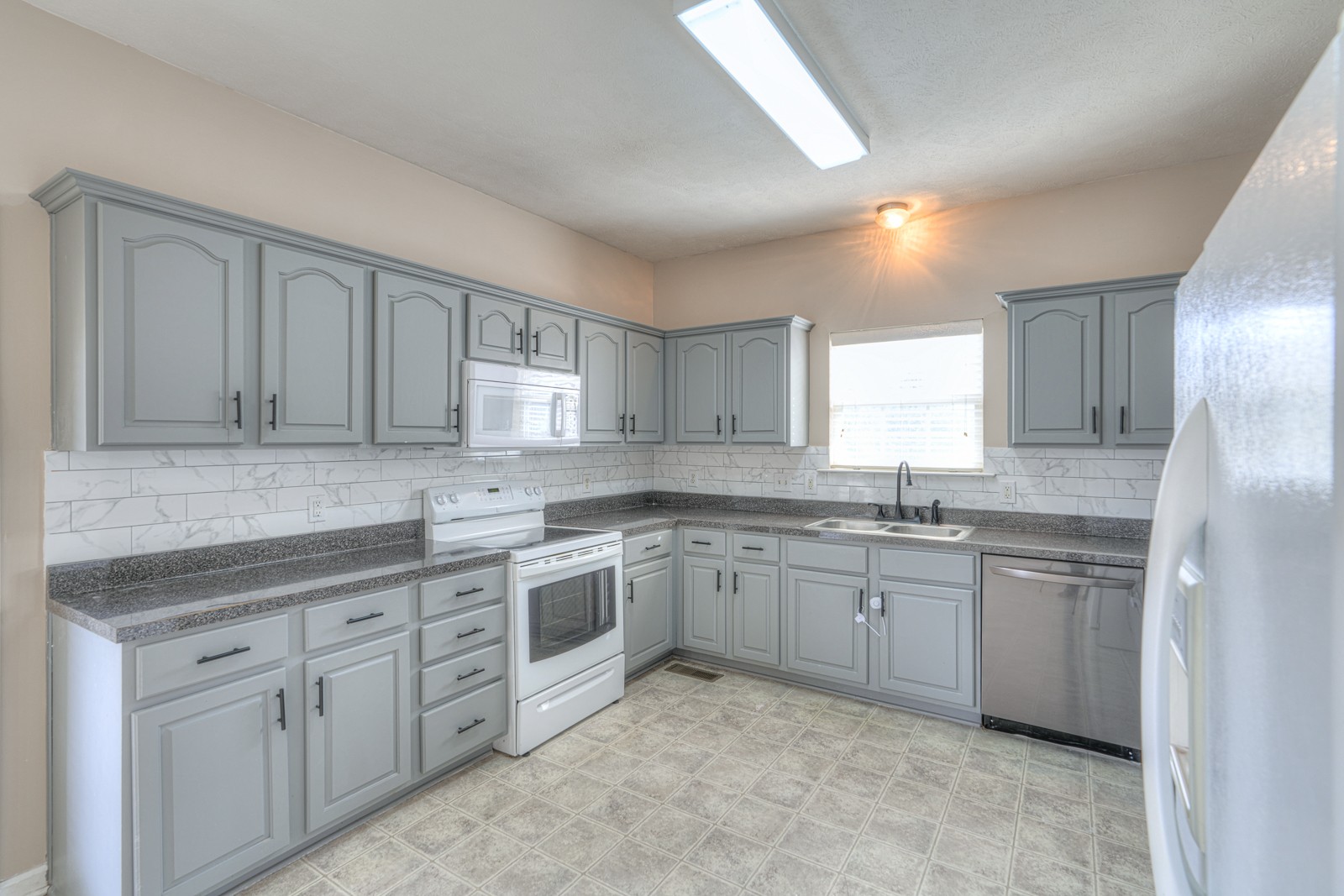 7228 Sugarloaf Dr Property Photo 16