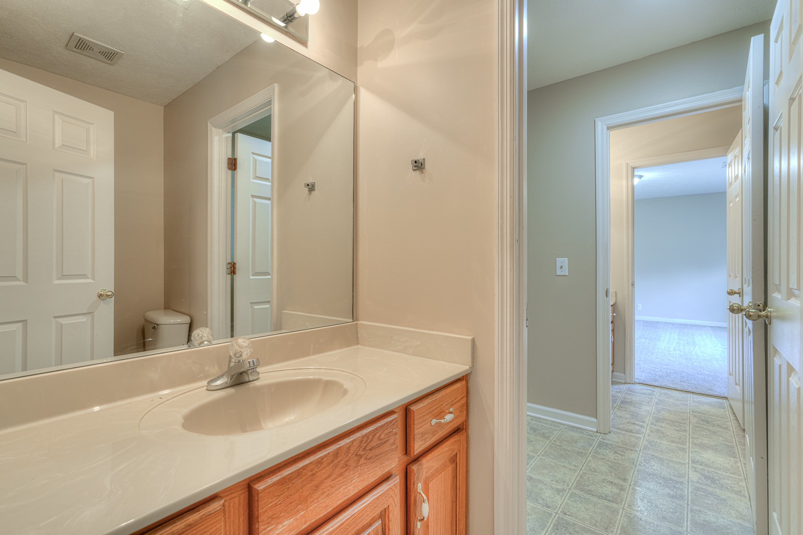 7228 Sugarloaf Dr Property Photo 27