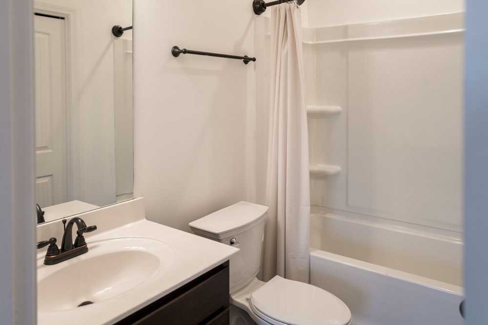 182 Dundee Drive Property Photo 36