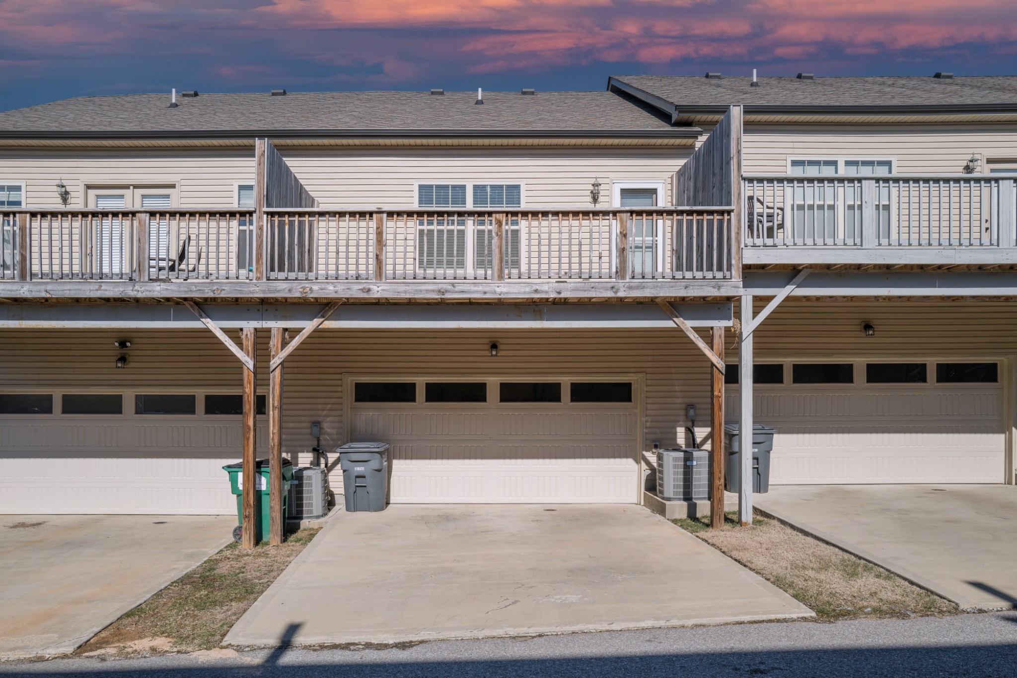 182 Dundee Drive Property Photo 53