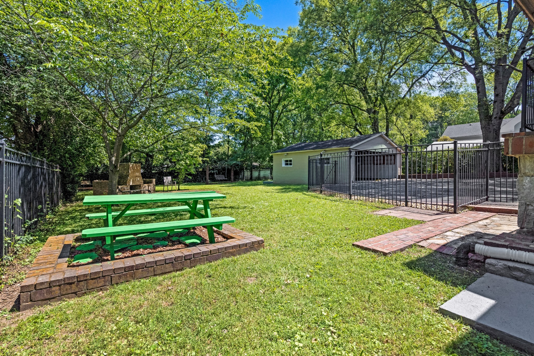 1704 Temple Ave Property Photo 58