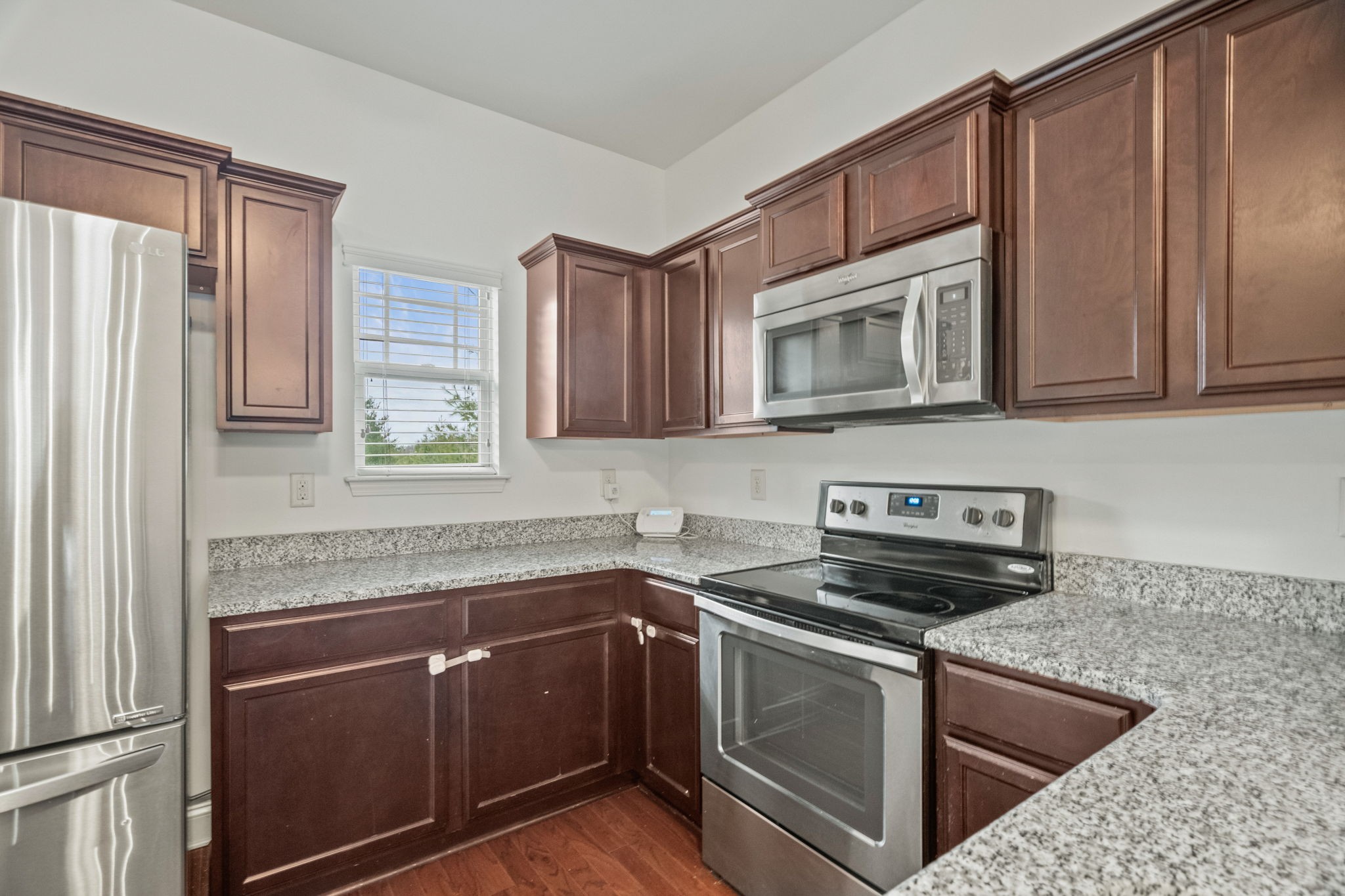 1148 Woodbury Falls Ct Property Photo 16