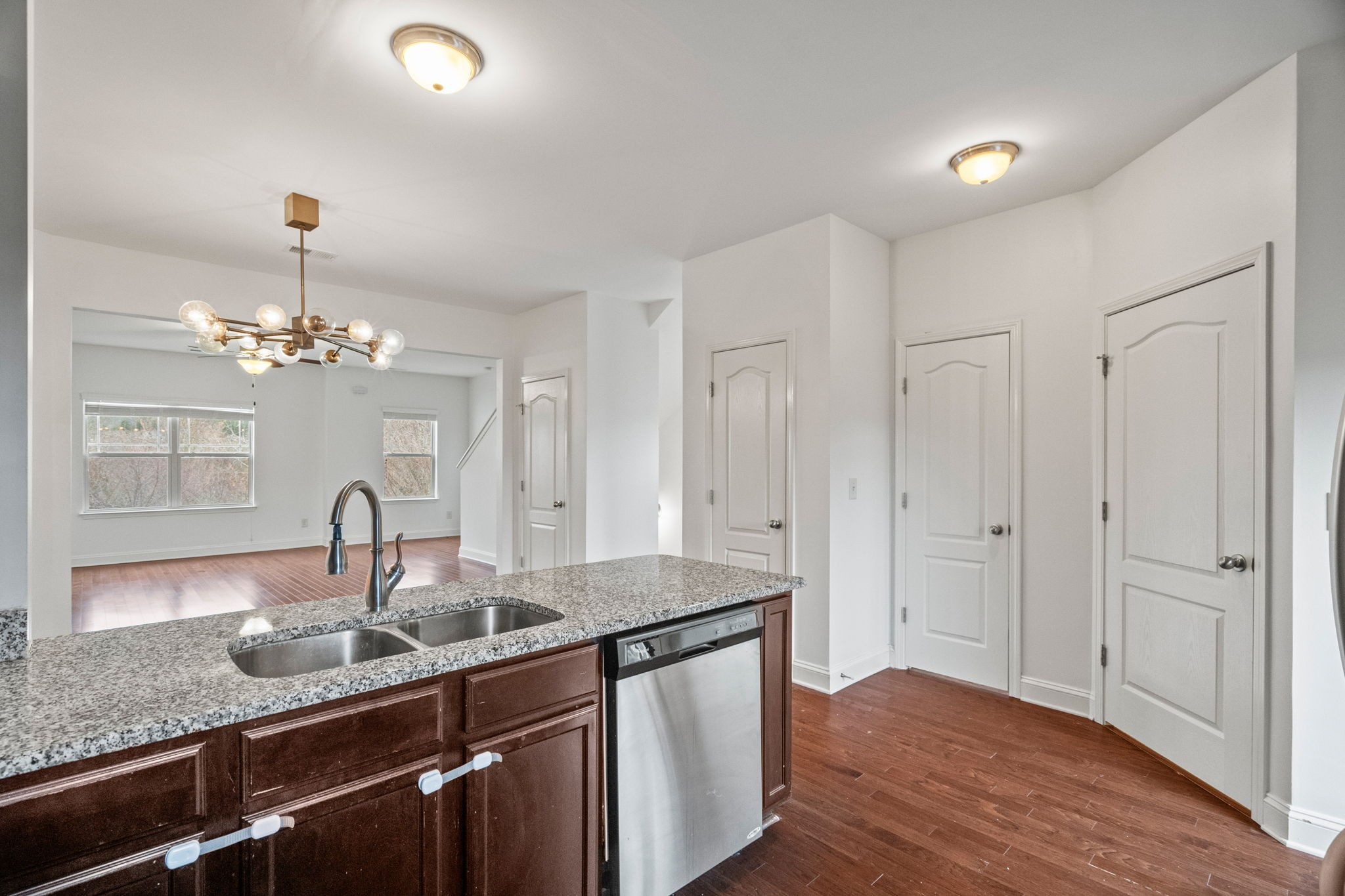 1148 Woodbury Falls Ct Property Photo 17