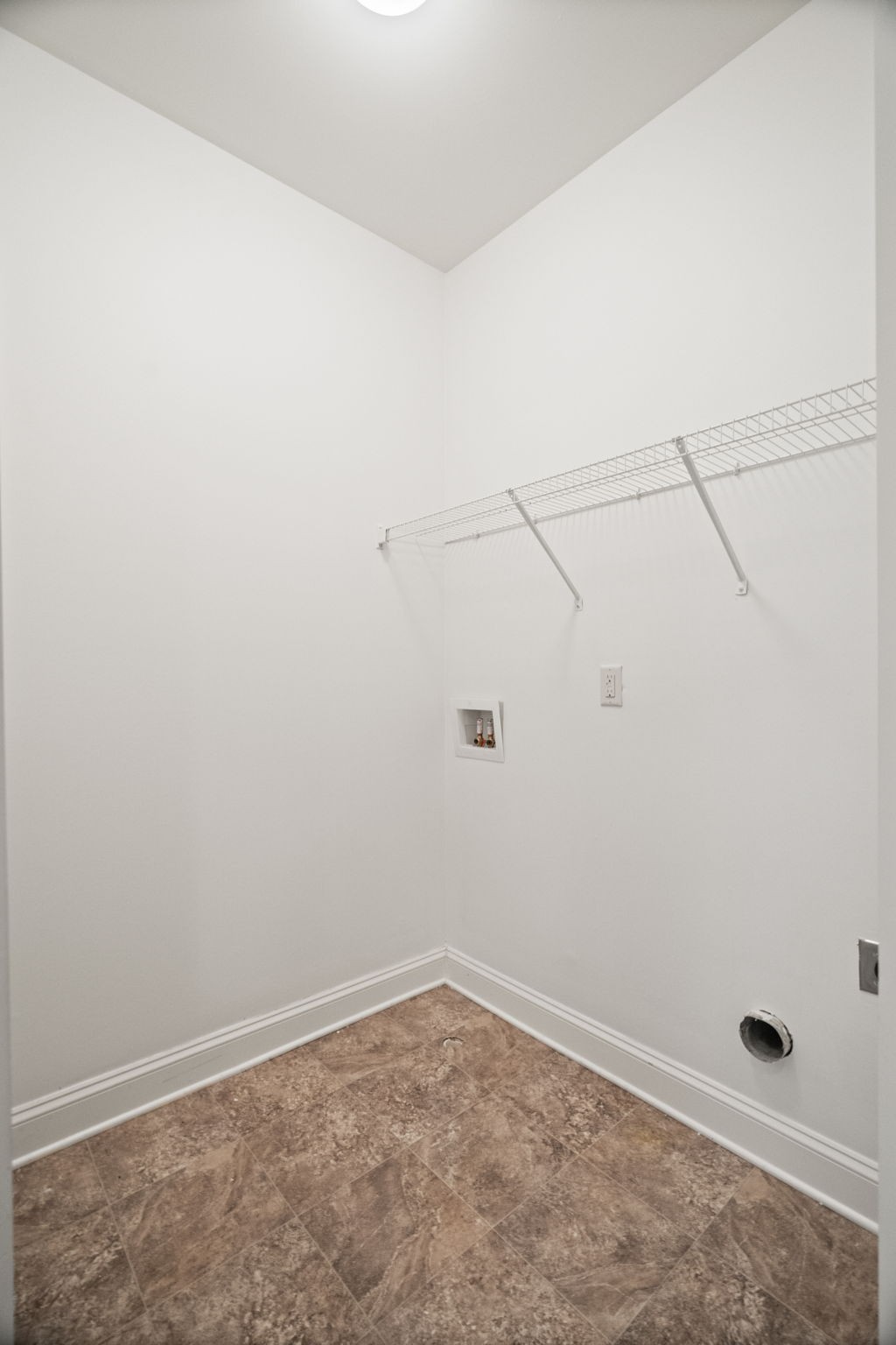 1148 Woodbury Falls Ct Property Photo 18