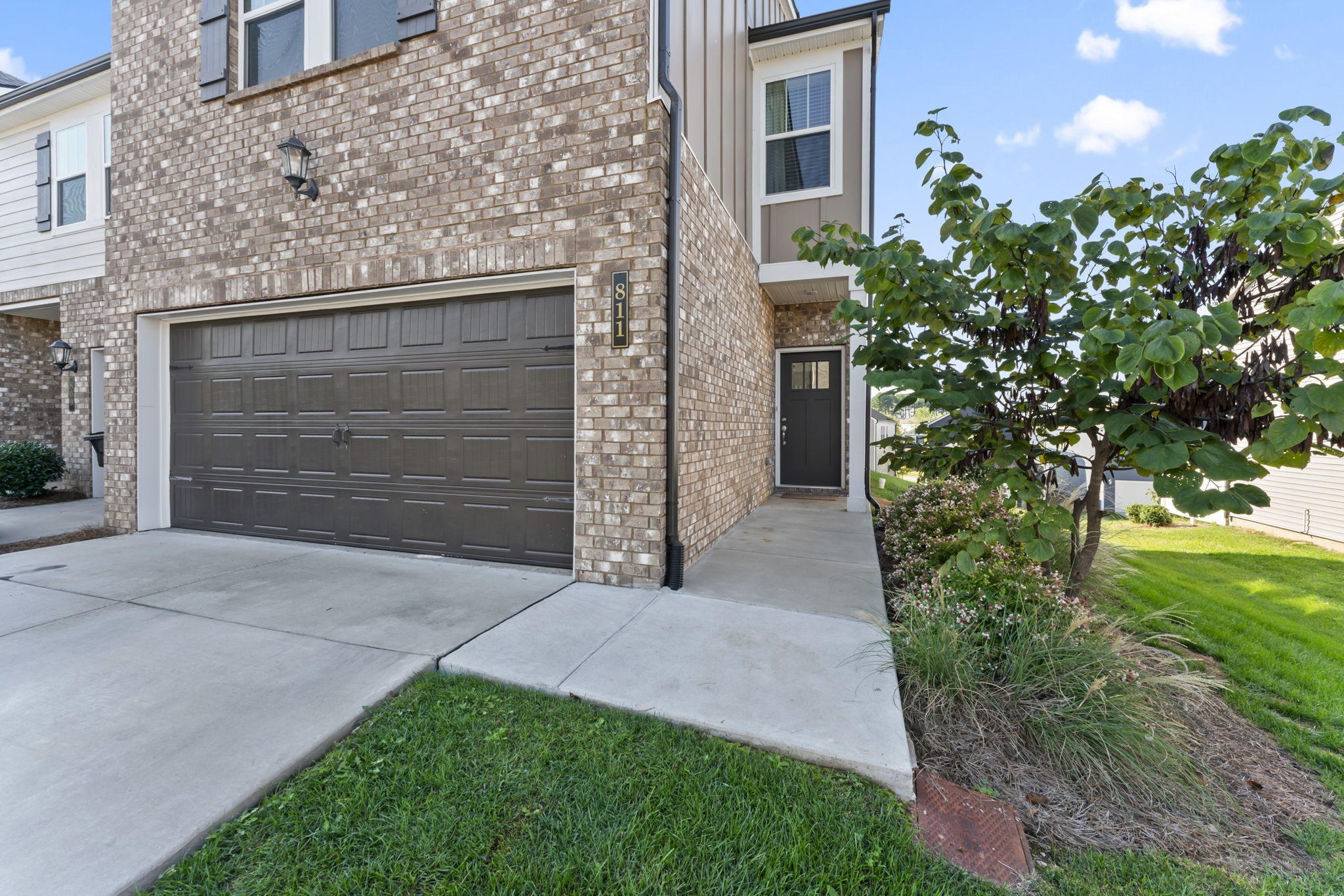 811 Arrington Way Property Photo 1