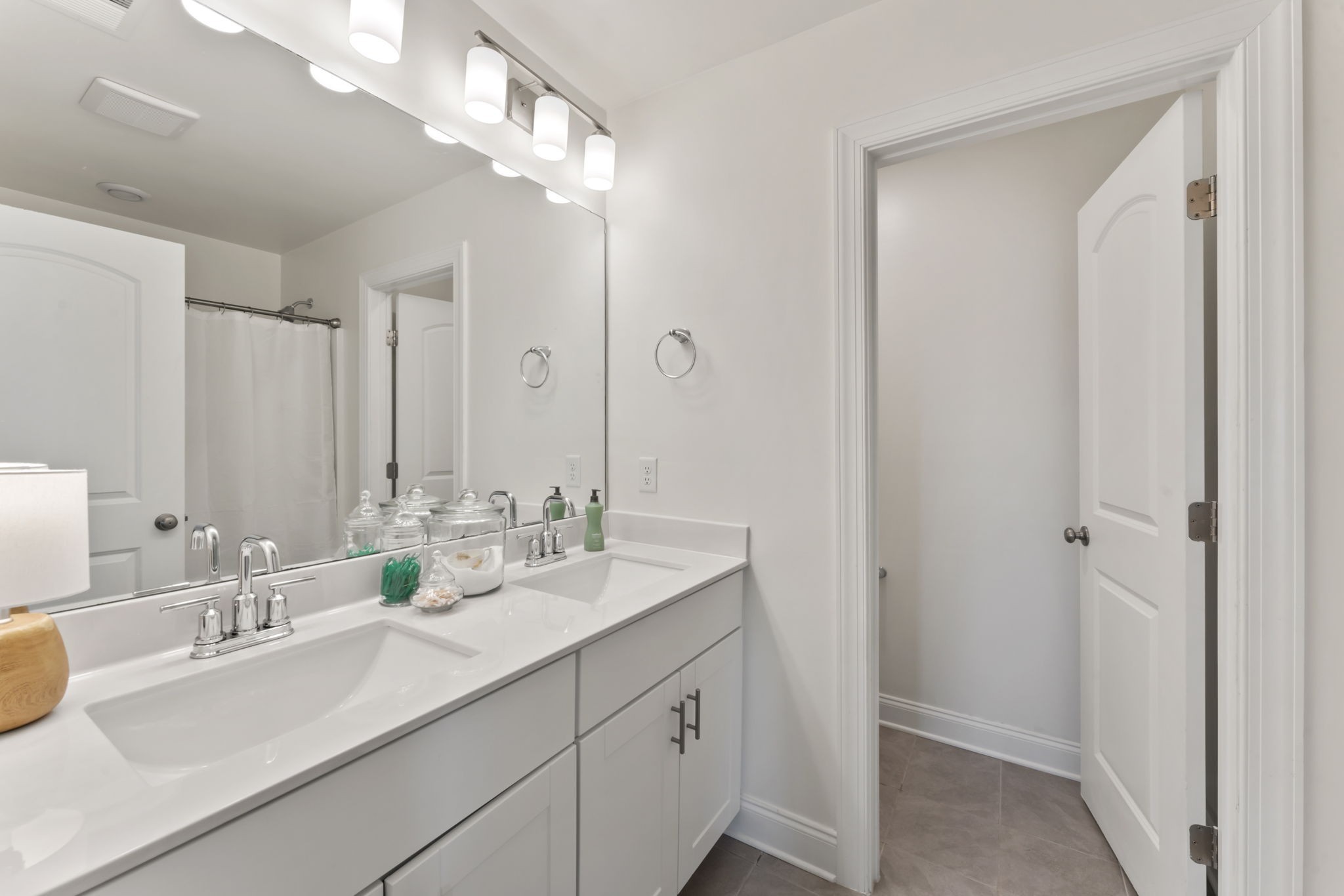 811 Arrington Way Property Photo 27