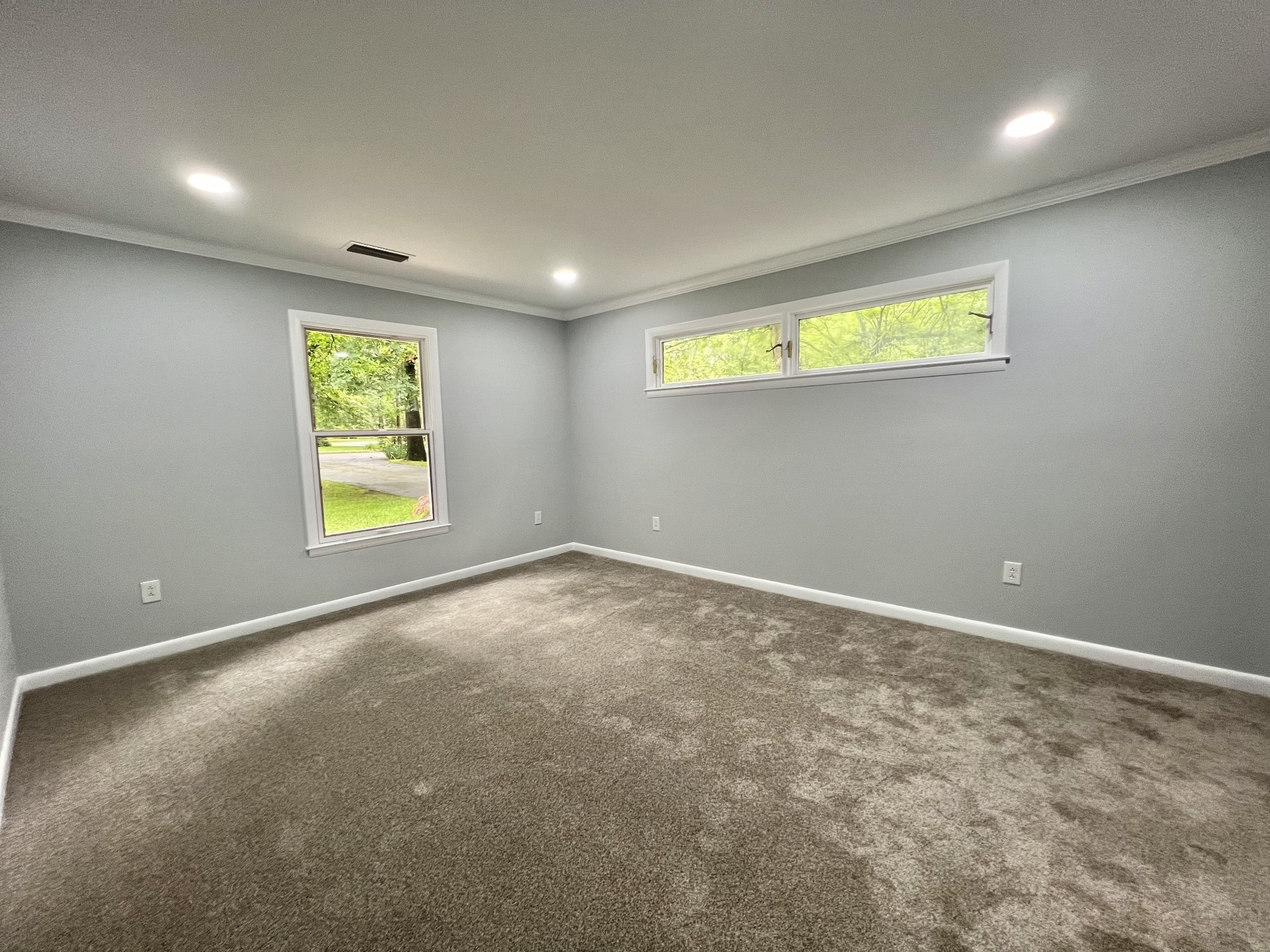 304 Sharondale Dr Property Photo 15