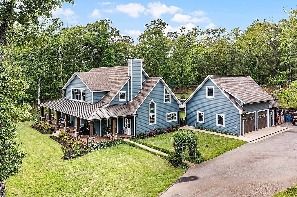 224 Graves Ln