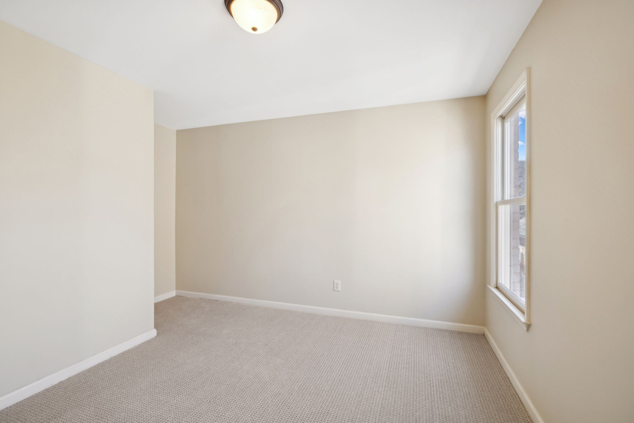 1323 Barkleigh Ln Property Photo 40