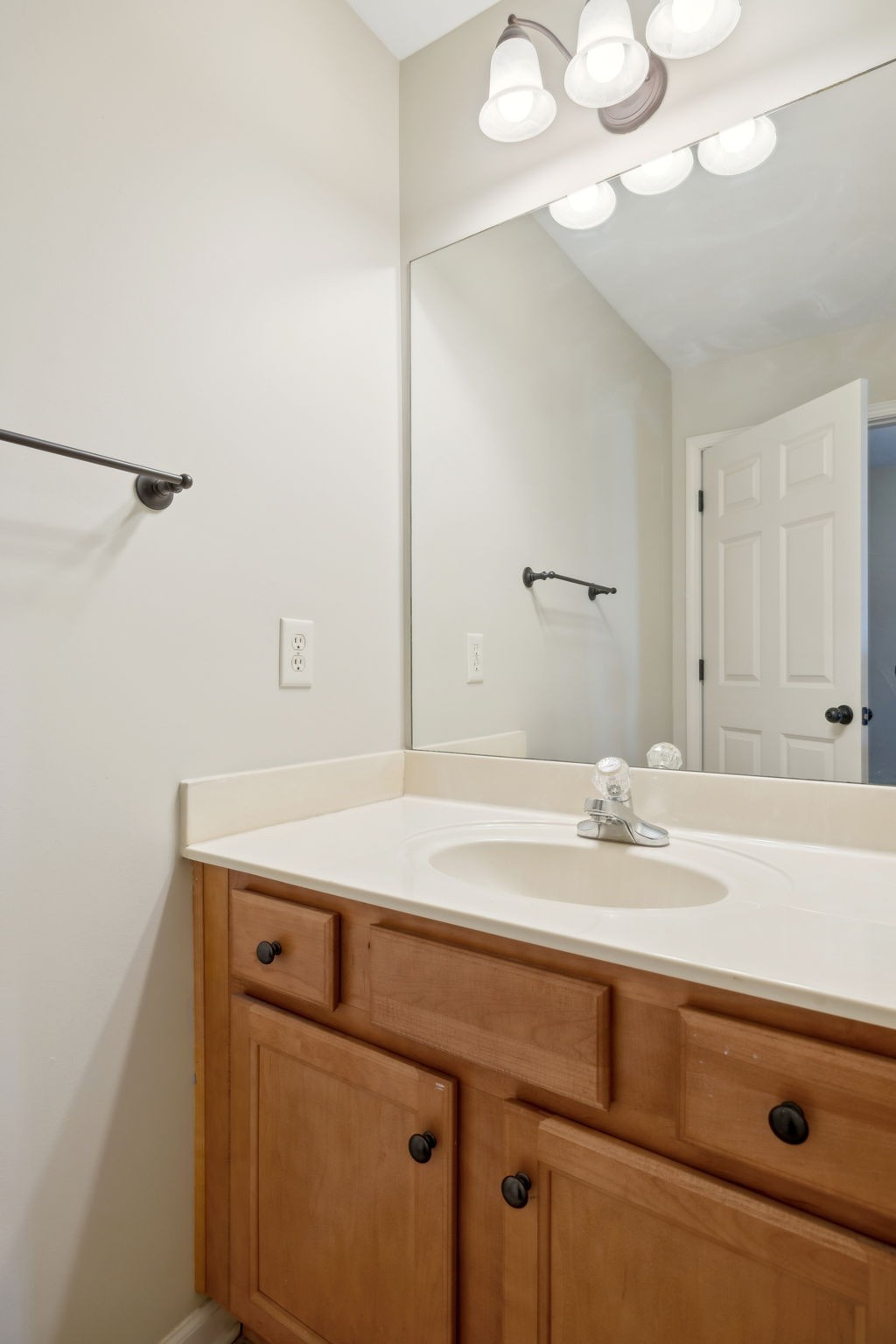 1323 Barkleigh Ln Property Photo 42
