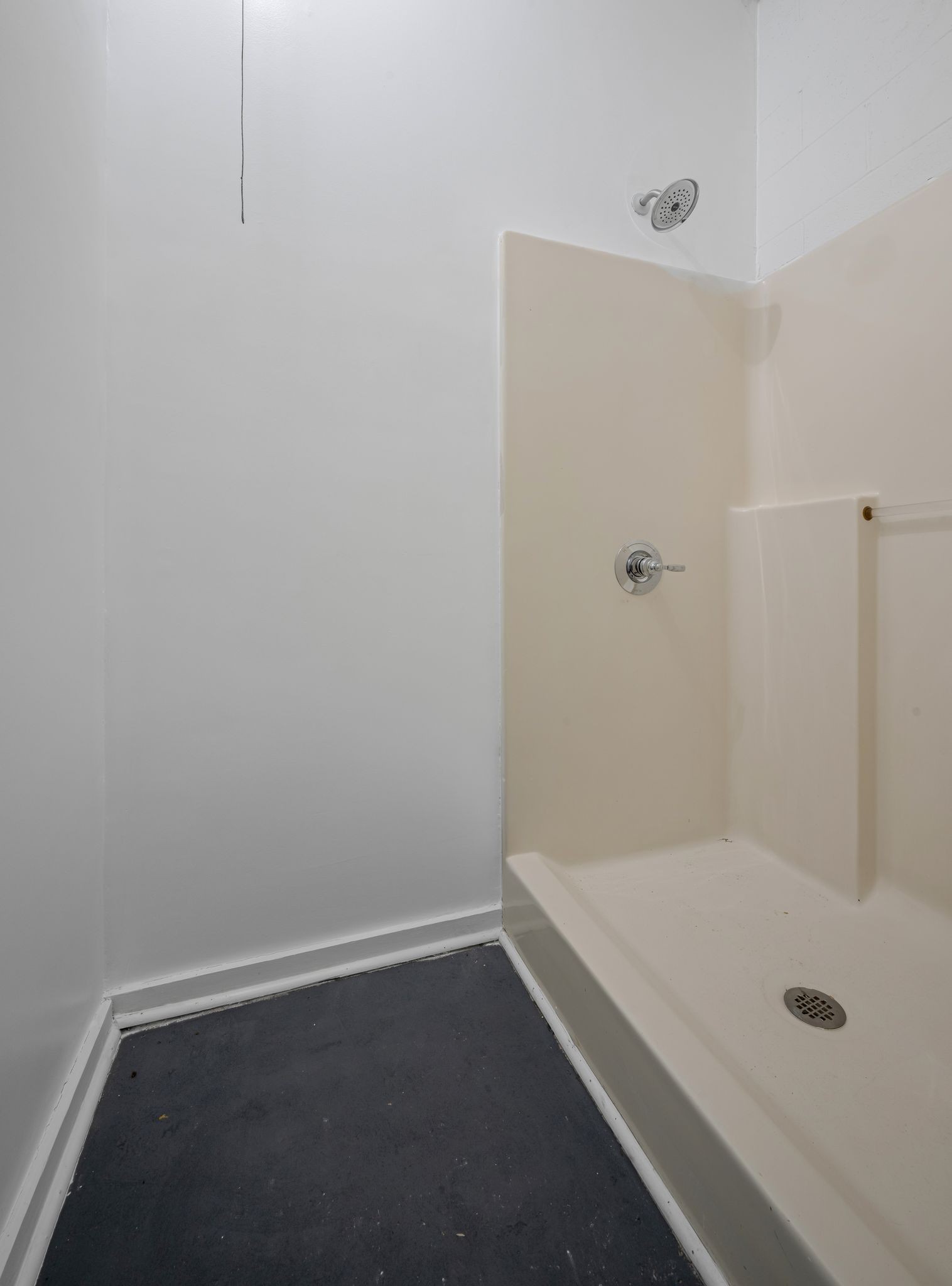105 College Street, E Property Photo 25