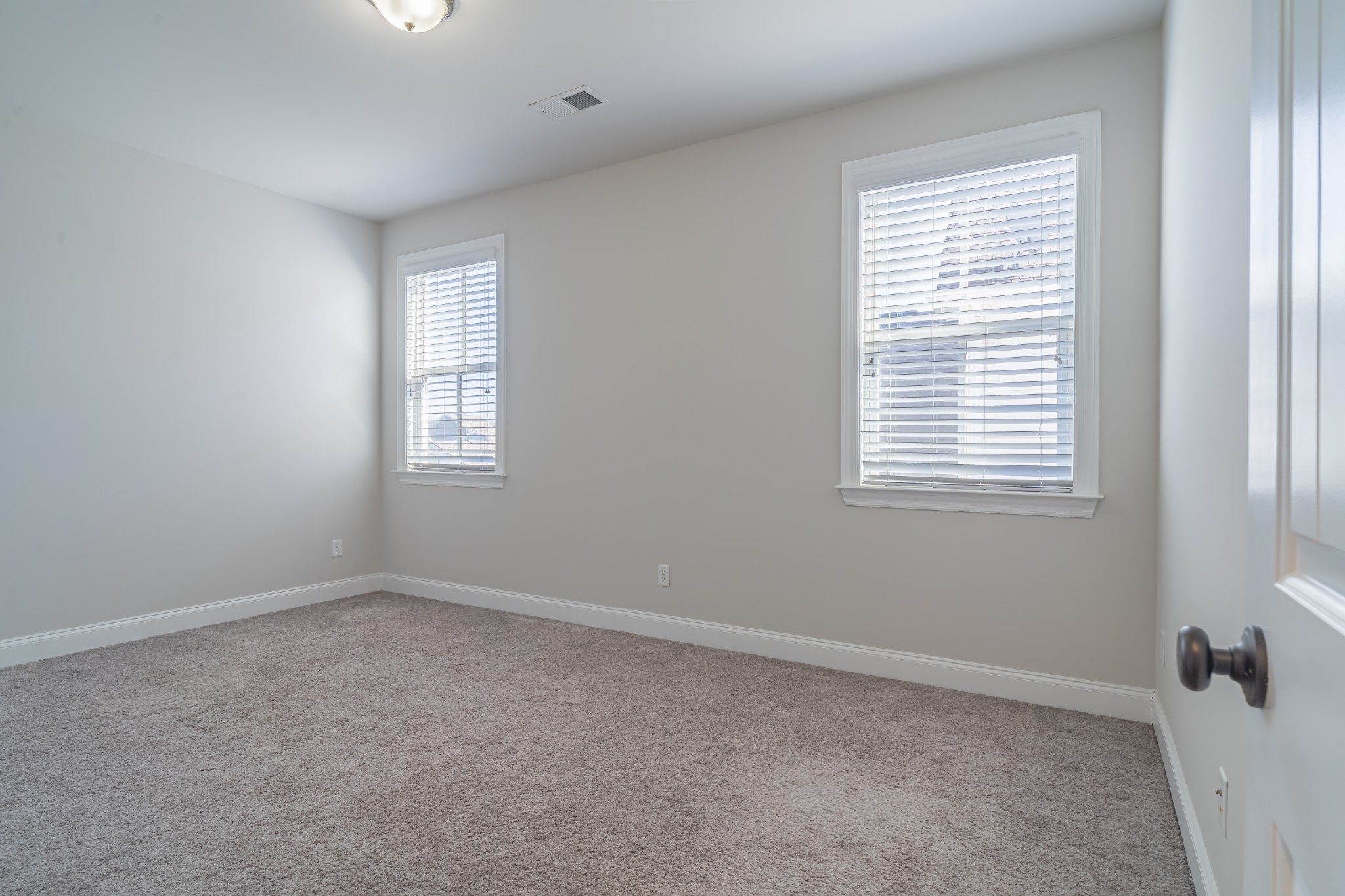 3228 Vinemont Dr Property Photo 46