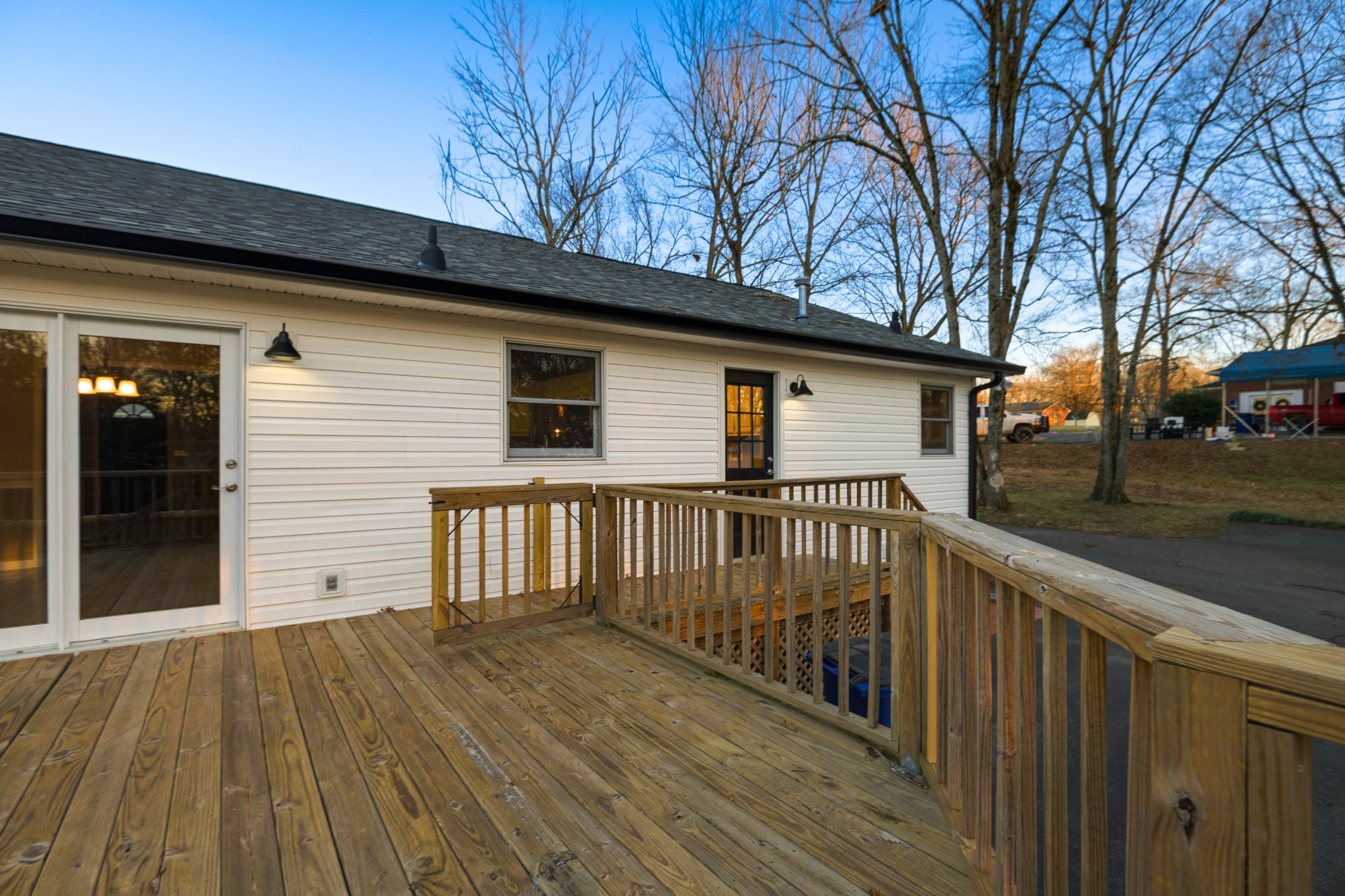 1508 Raby Ave Property Photo 11