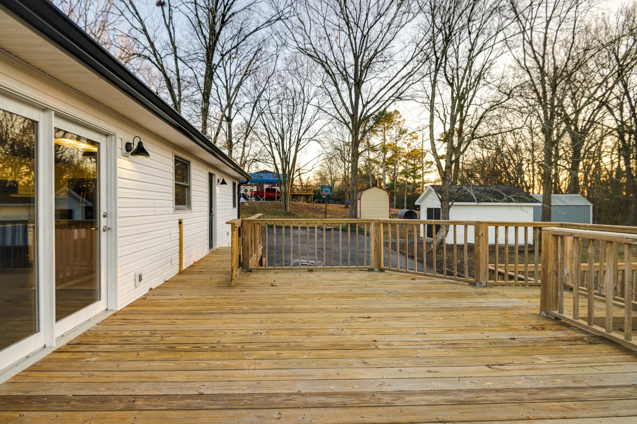 1508 Raby Ave Property Photo 17