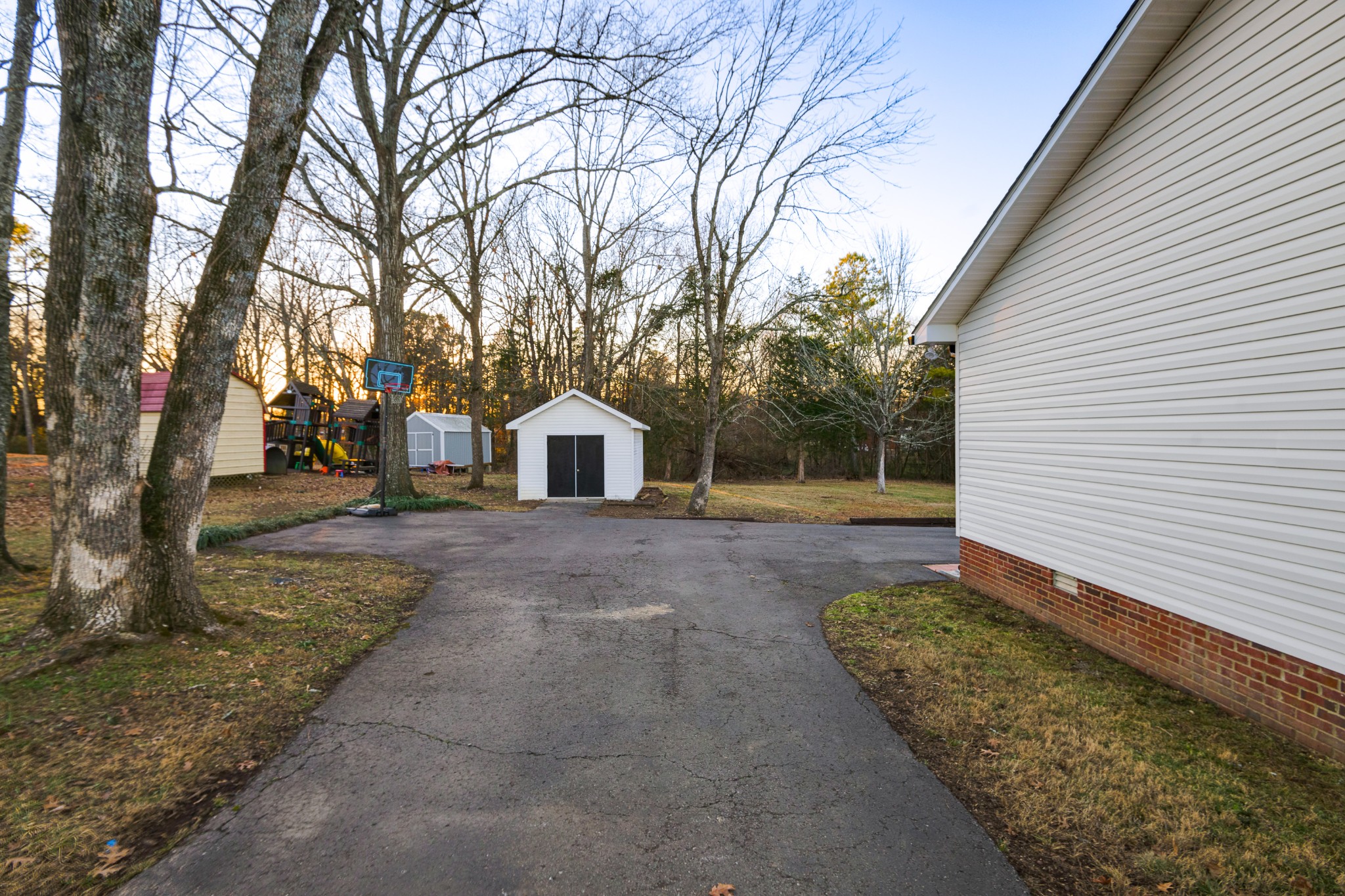 1508 Raby Ave Property Photo 28