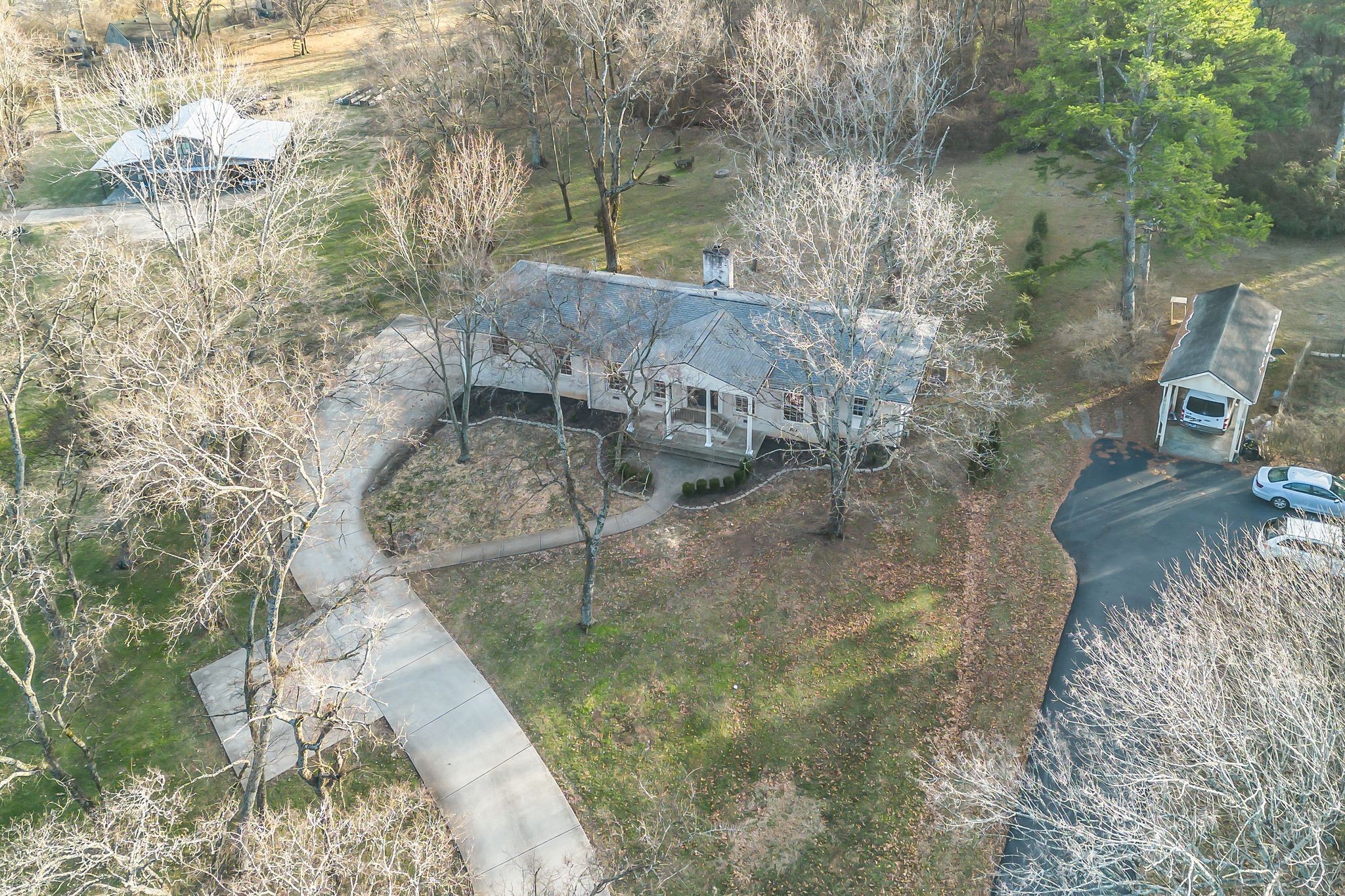 5005 Jackson Ln Property Photo 4