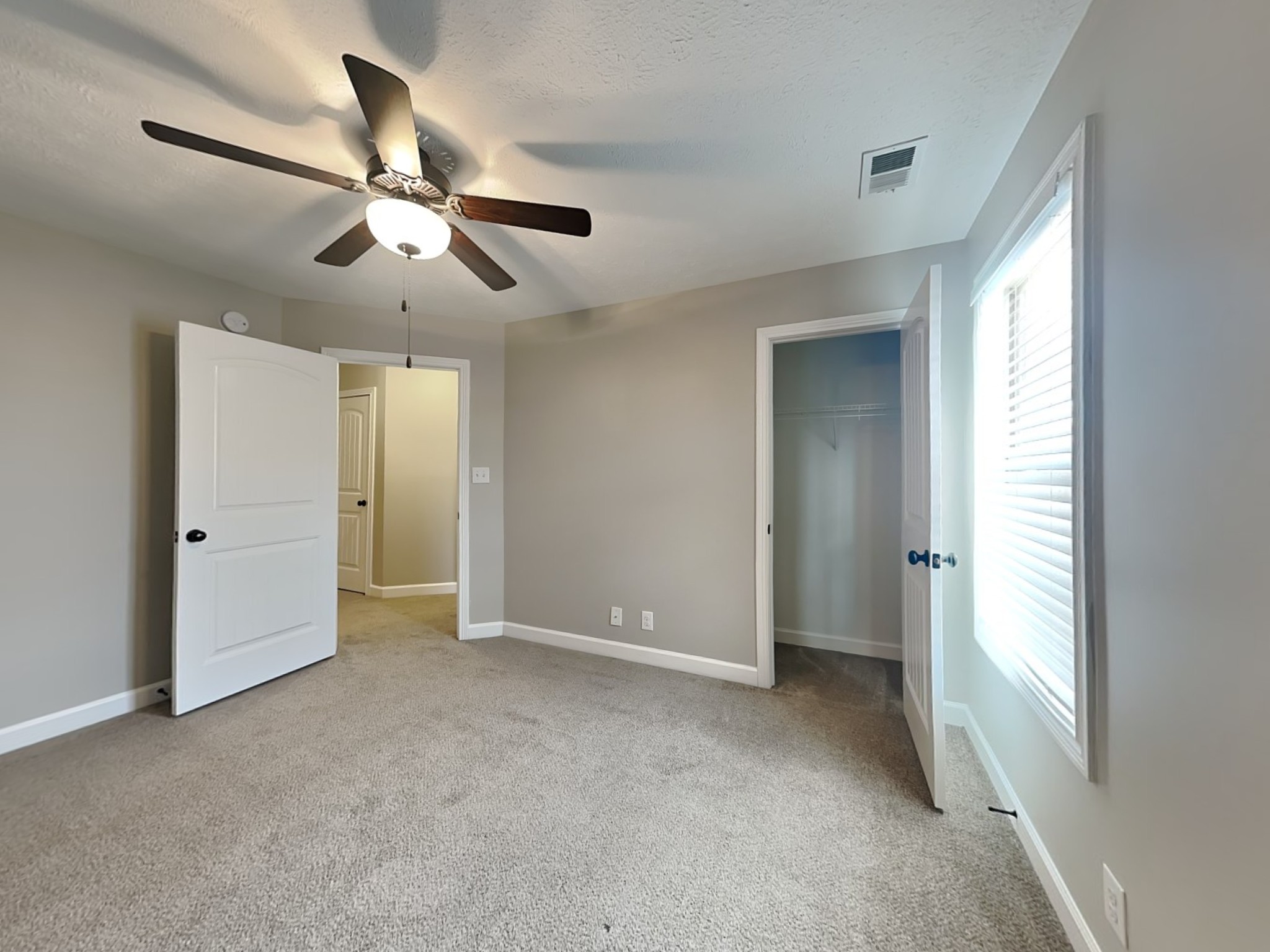 412 Sedgwick Ln Property Photo 14