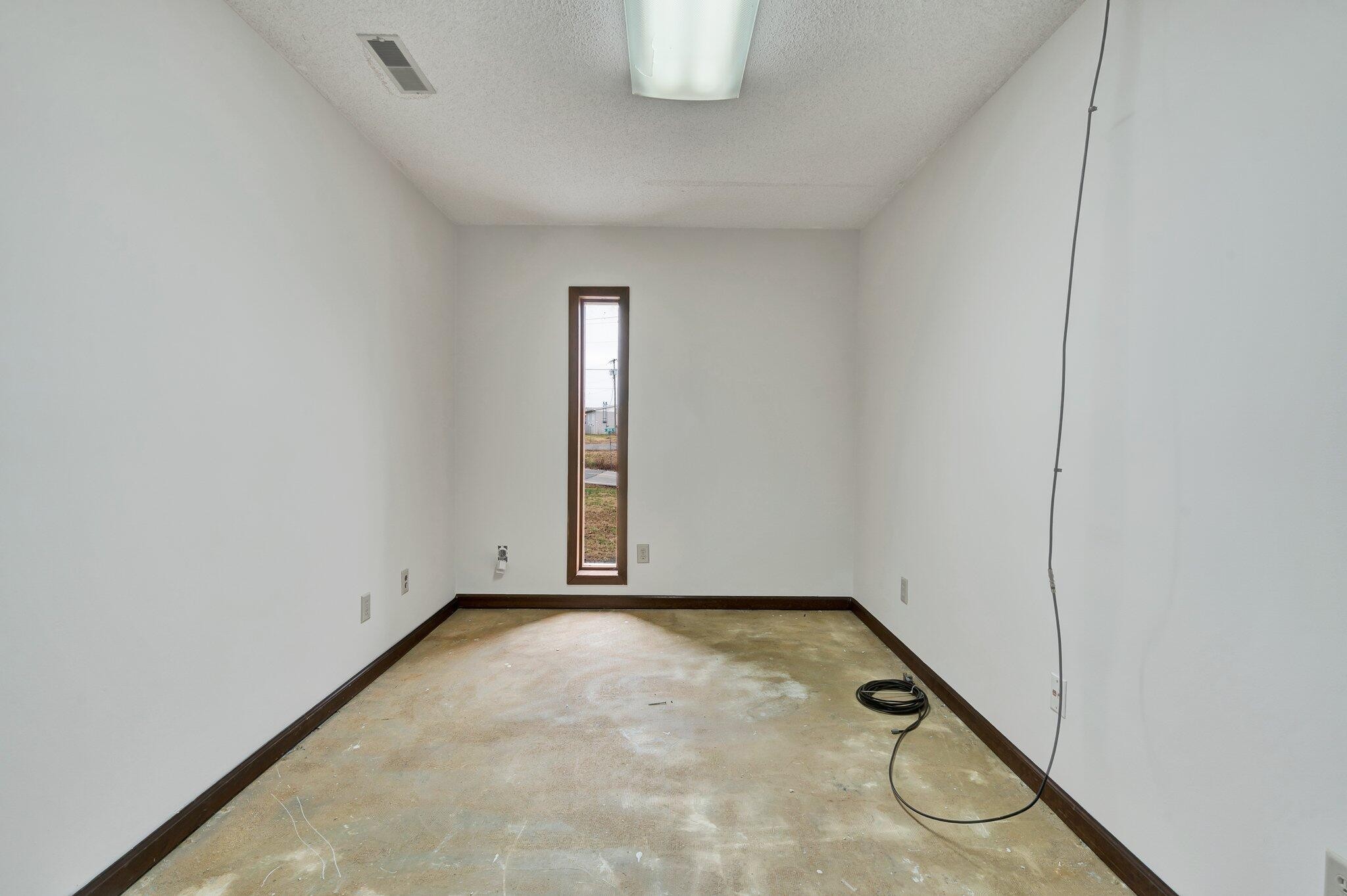 1050 Whisperwood Trail Property Photo 55
