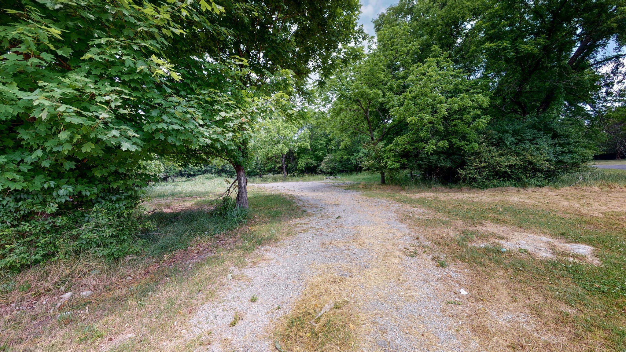 10615 Lebanon Rd Property Photo 4