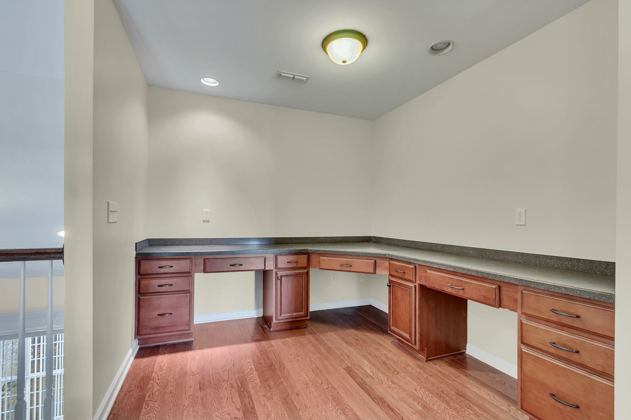 3072 Sakari Cir Property Photo 25