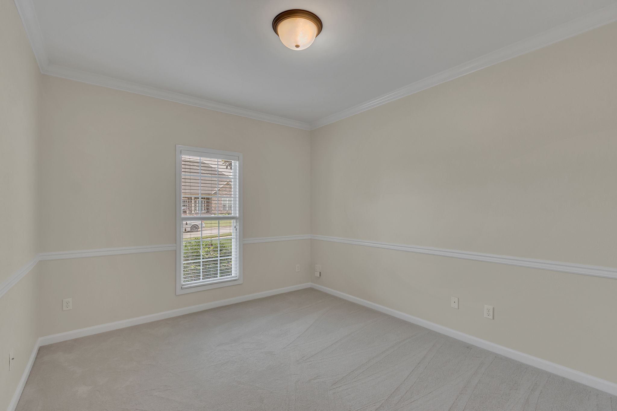 3072 Sakari Cir Property Photo 27