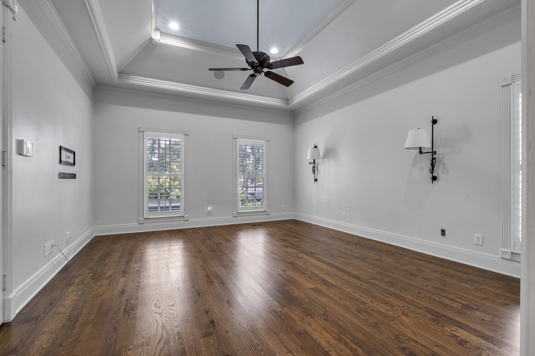 827 Tyne Blvd Property Photo 38