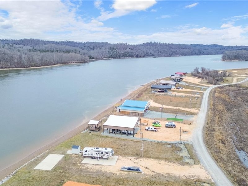 2217 Hardin Bottom River Rd Property Photo 9