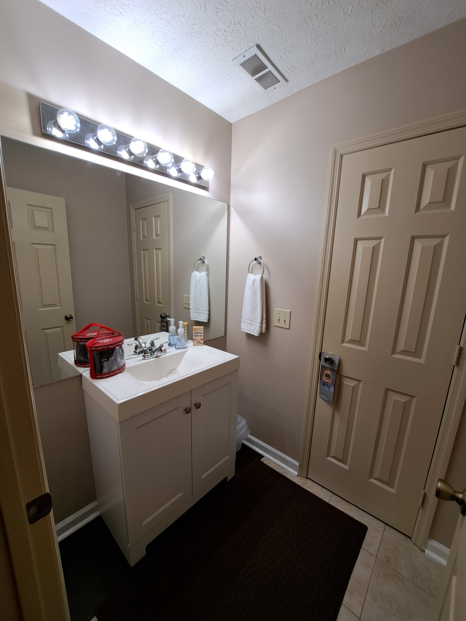 809 Hillside Dr Property Photo 29