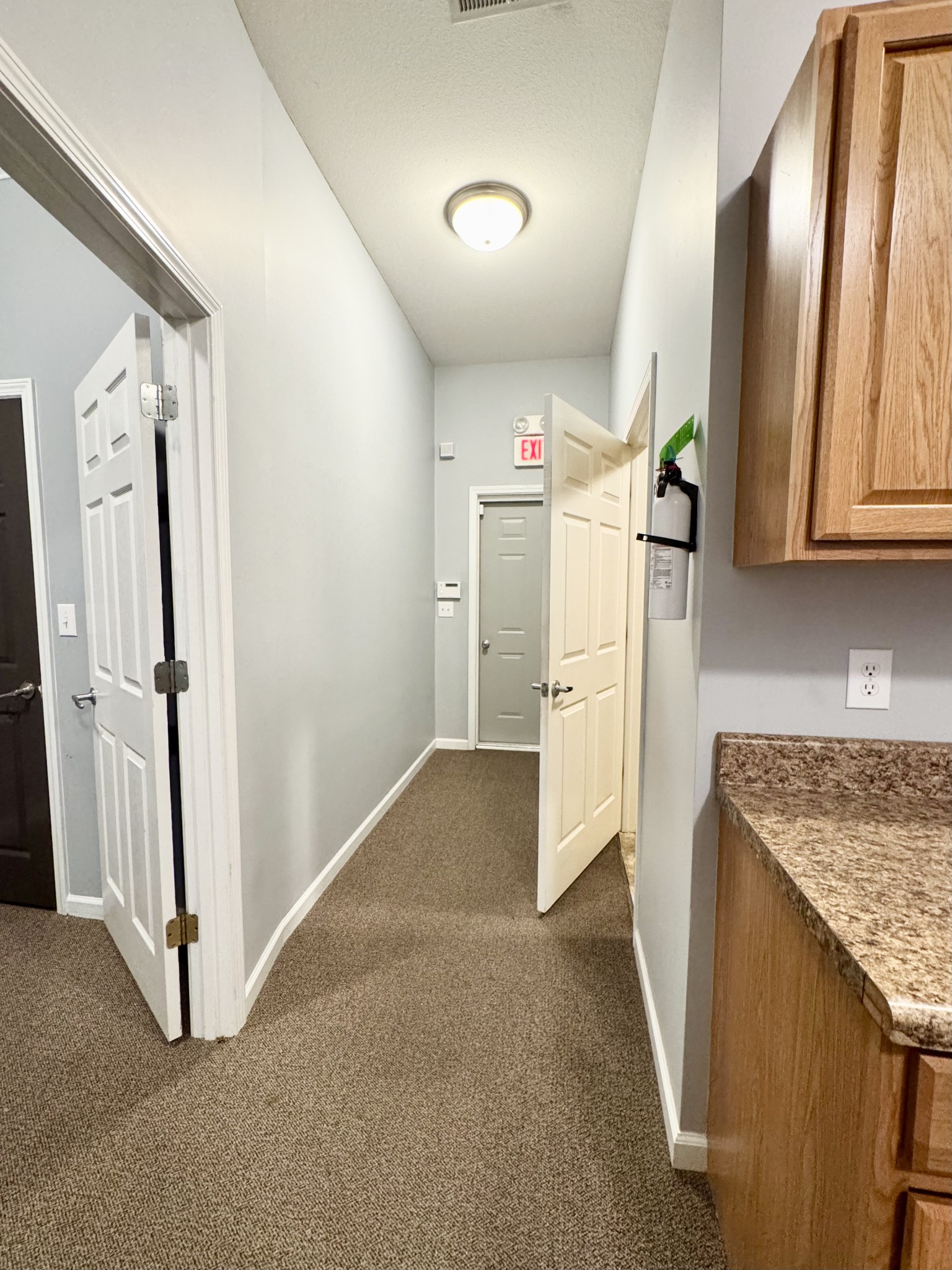 1289 Northfield Dr Property Photo 12