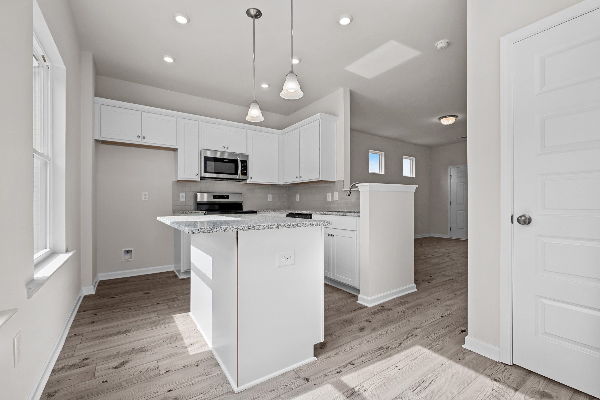 914 Andasia Way Property Photo 10