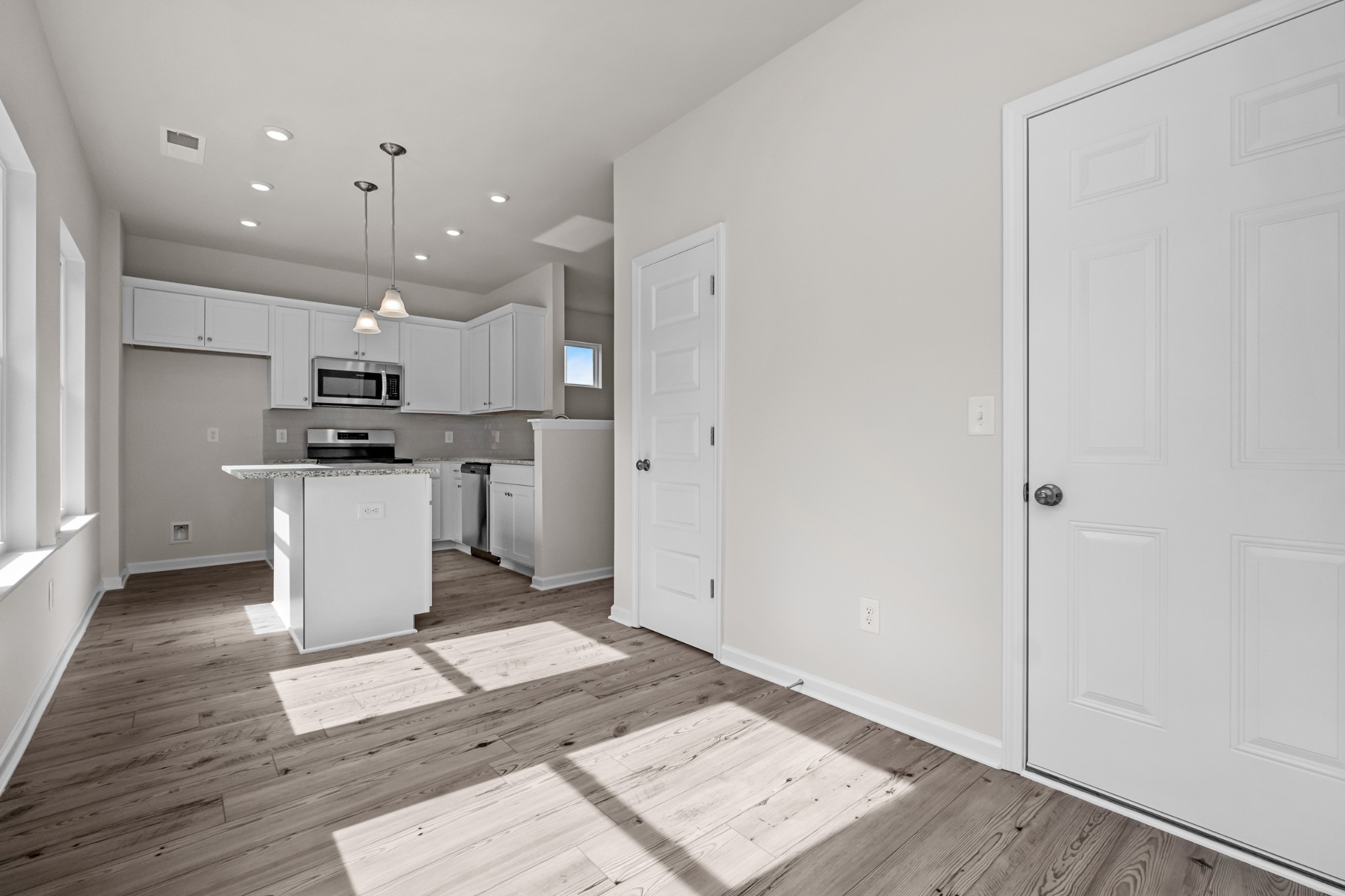 914 Andasia Way Property Photo 15