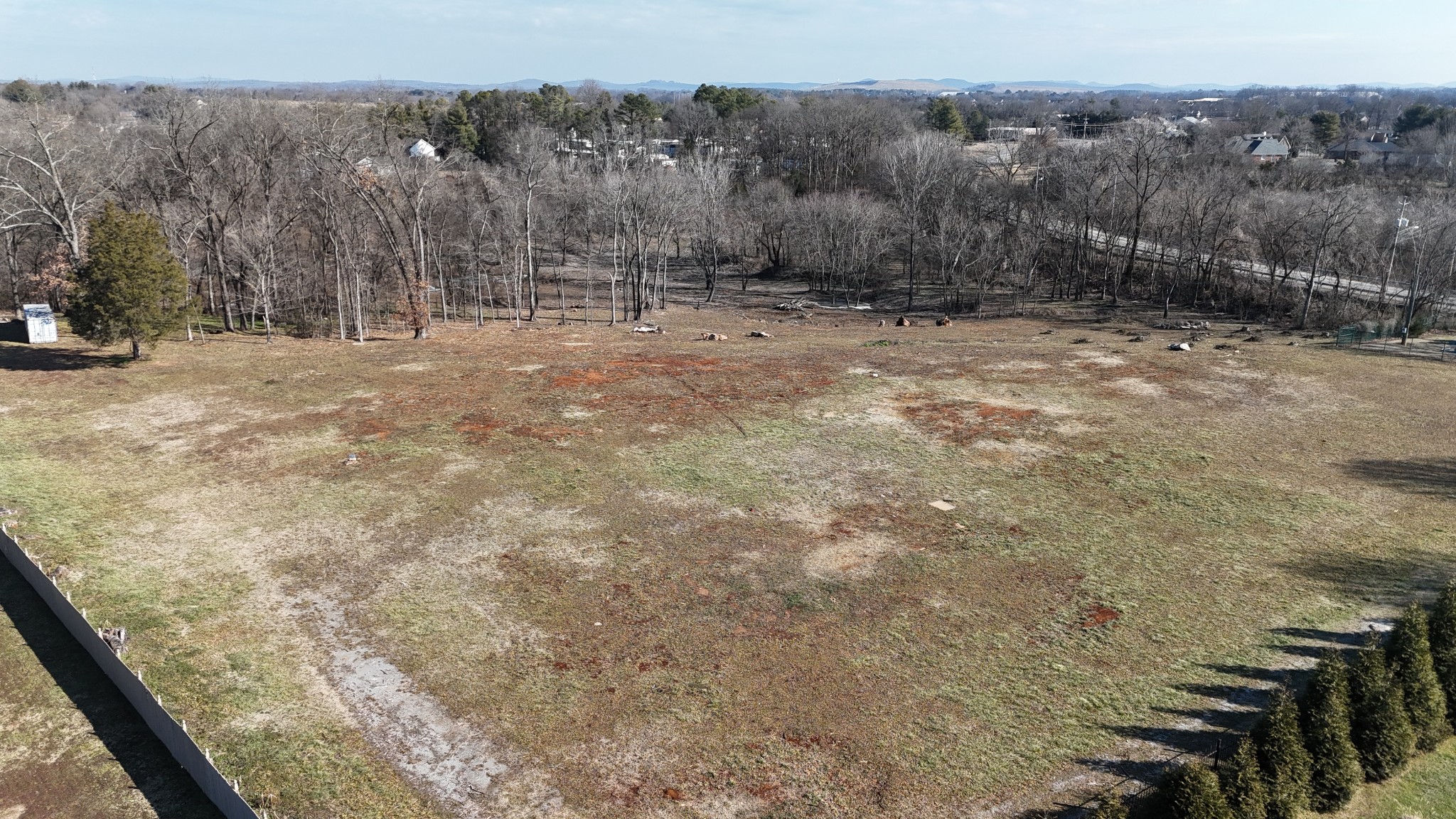 3187 N Thompson Ln Property Photo 6