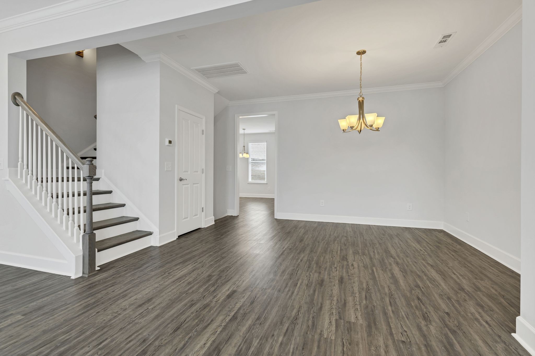 1001a 51st Ave Property Photo 12