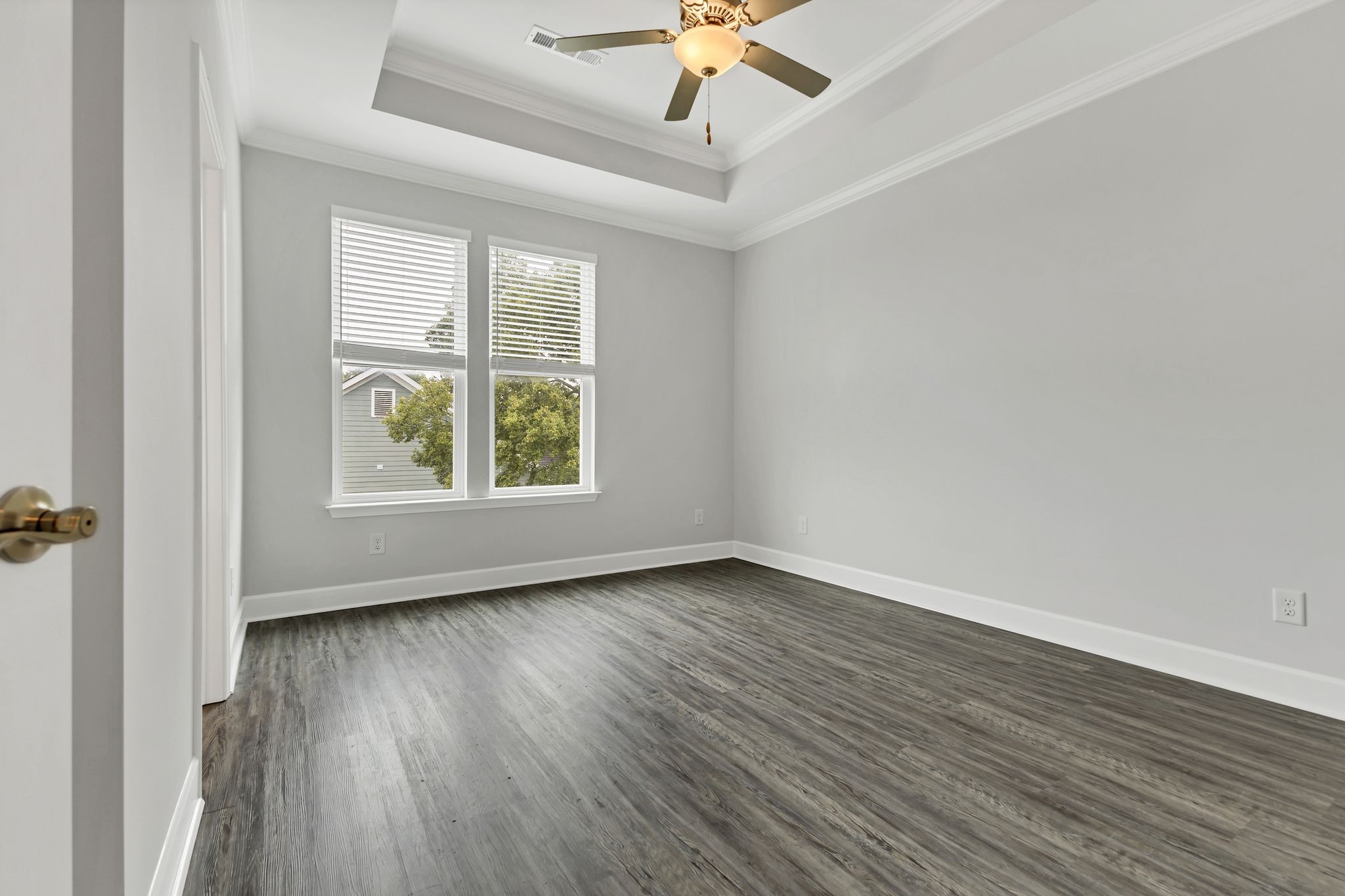 1001a 51st Ave Property Photo 19