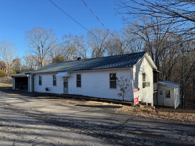 311 Hill St, W Property Photo 2