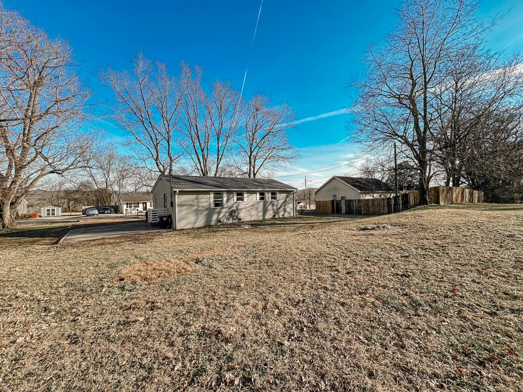 909 Turner Dr Property Photo 16