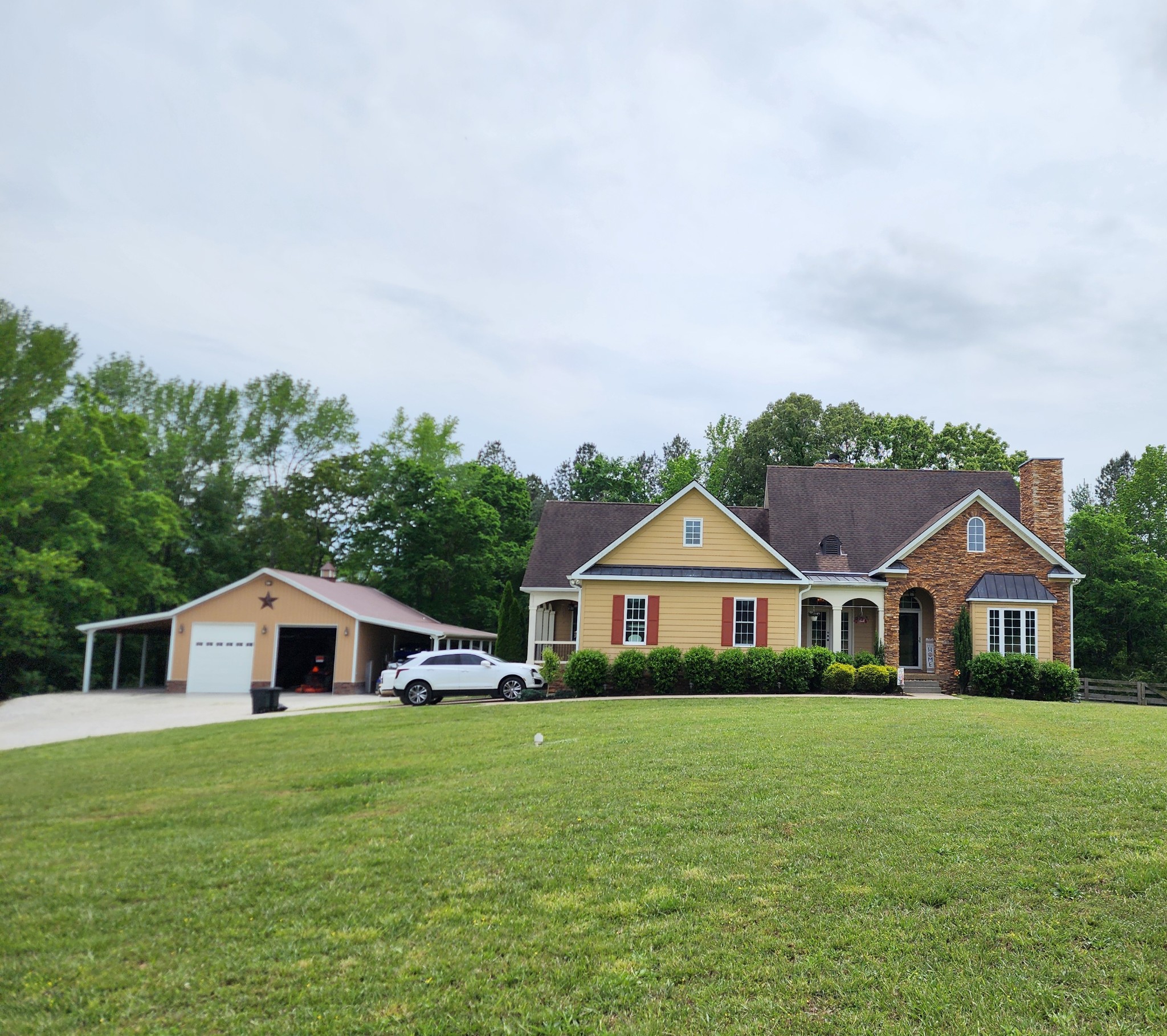 180 Old Garners Creek Rd Property Photo 1