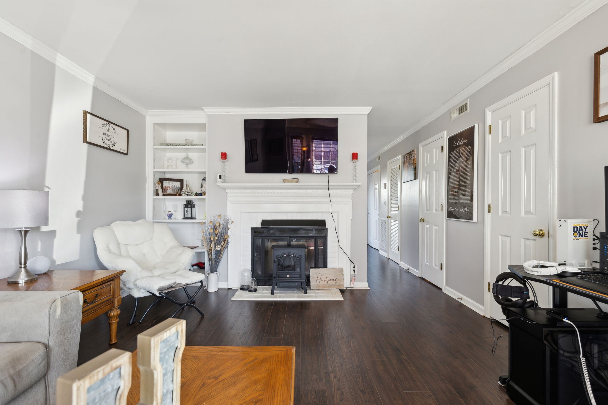 2103 Benton Hall Ct Property Photo 8