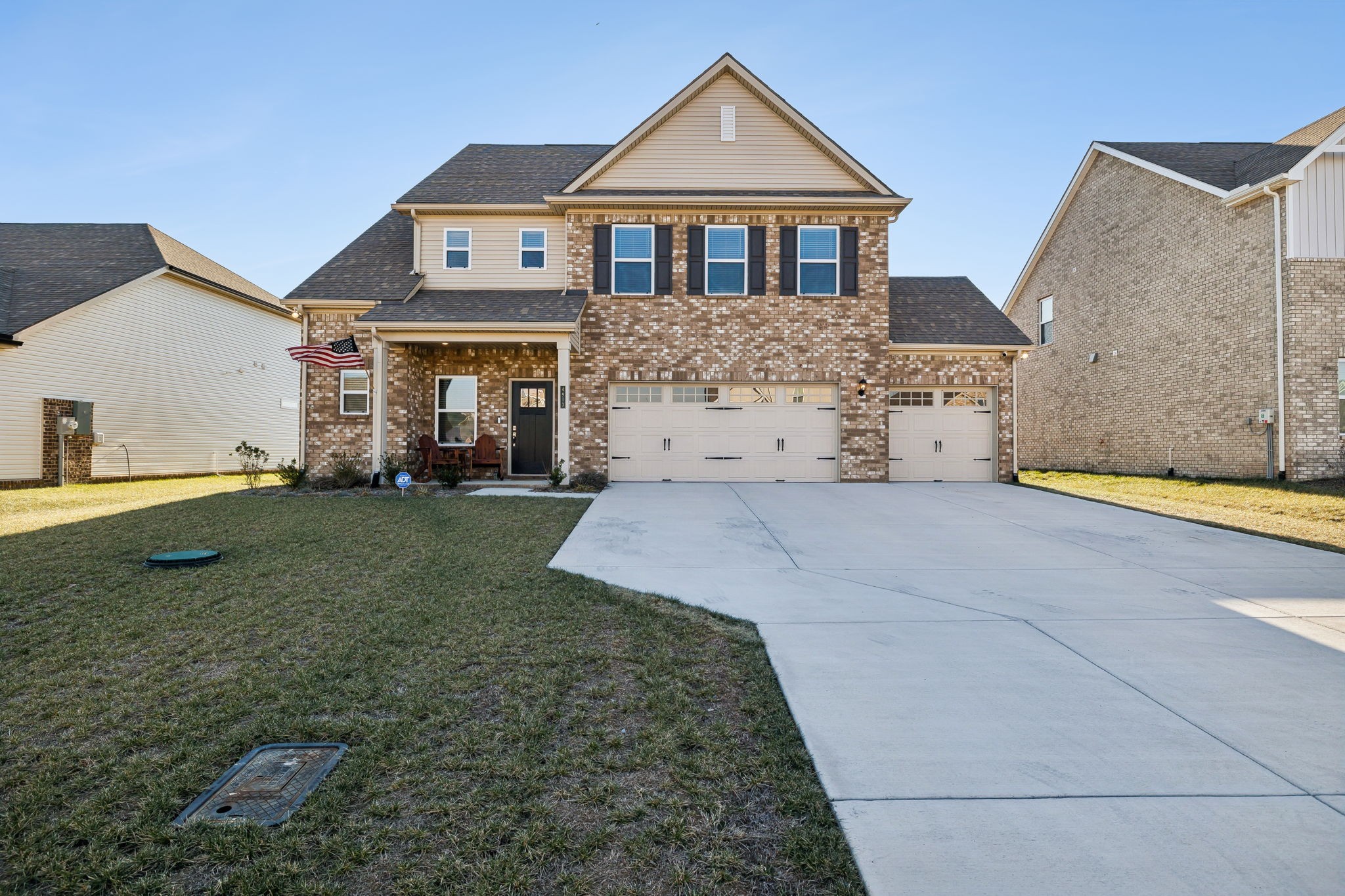 4913 Turquoise Ln Property Photo 2