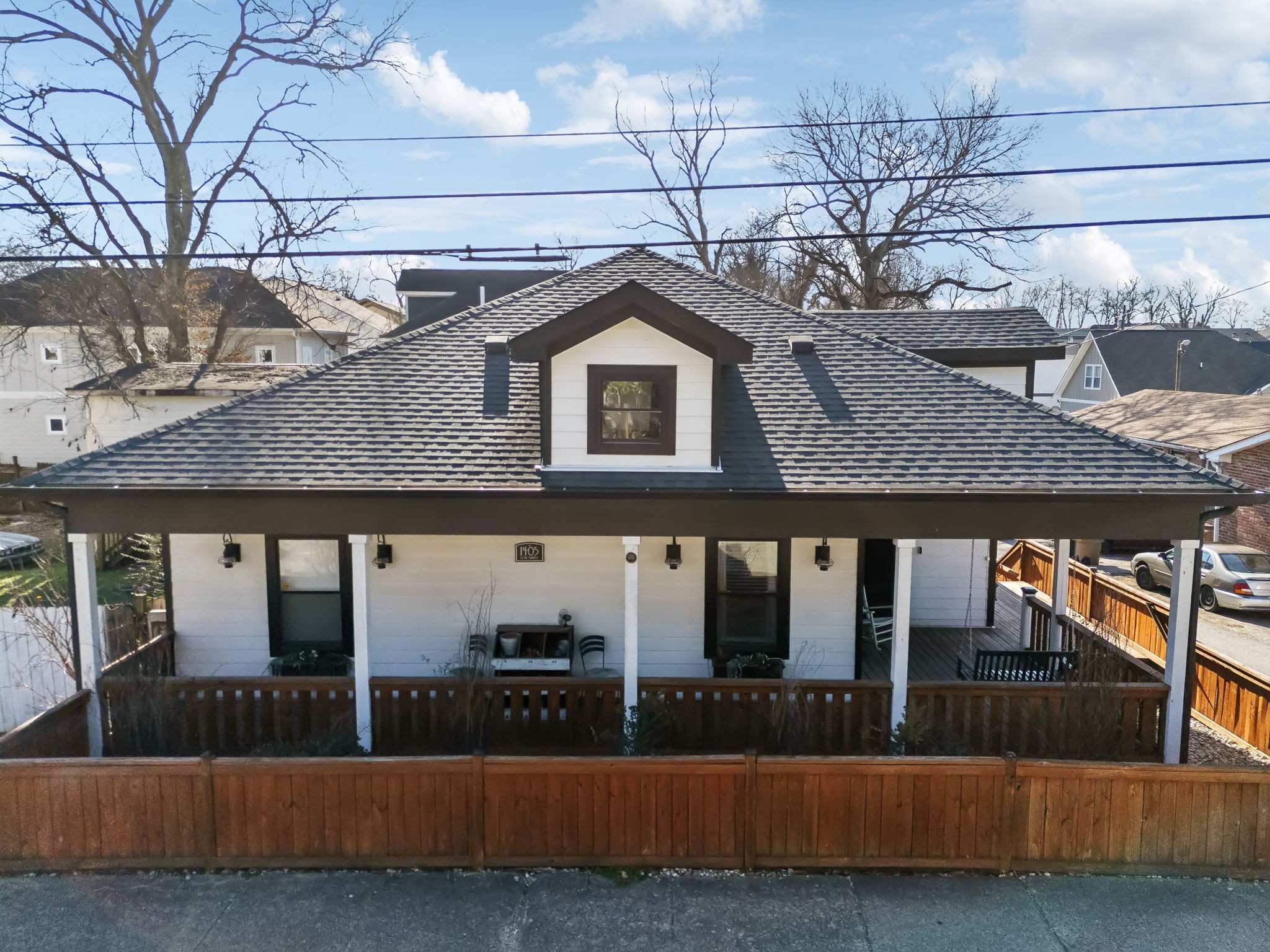 1405 Clay St Property Photo 30