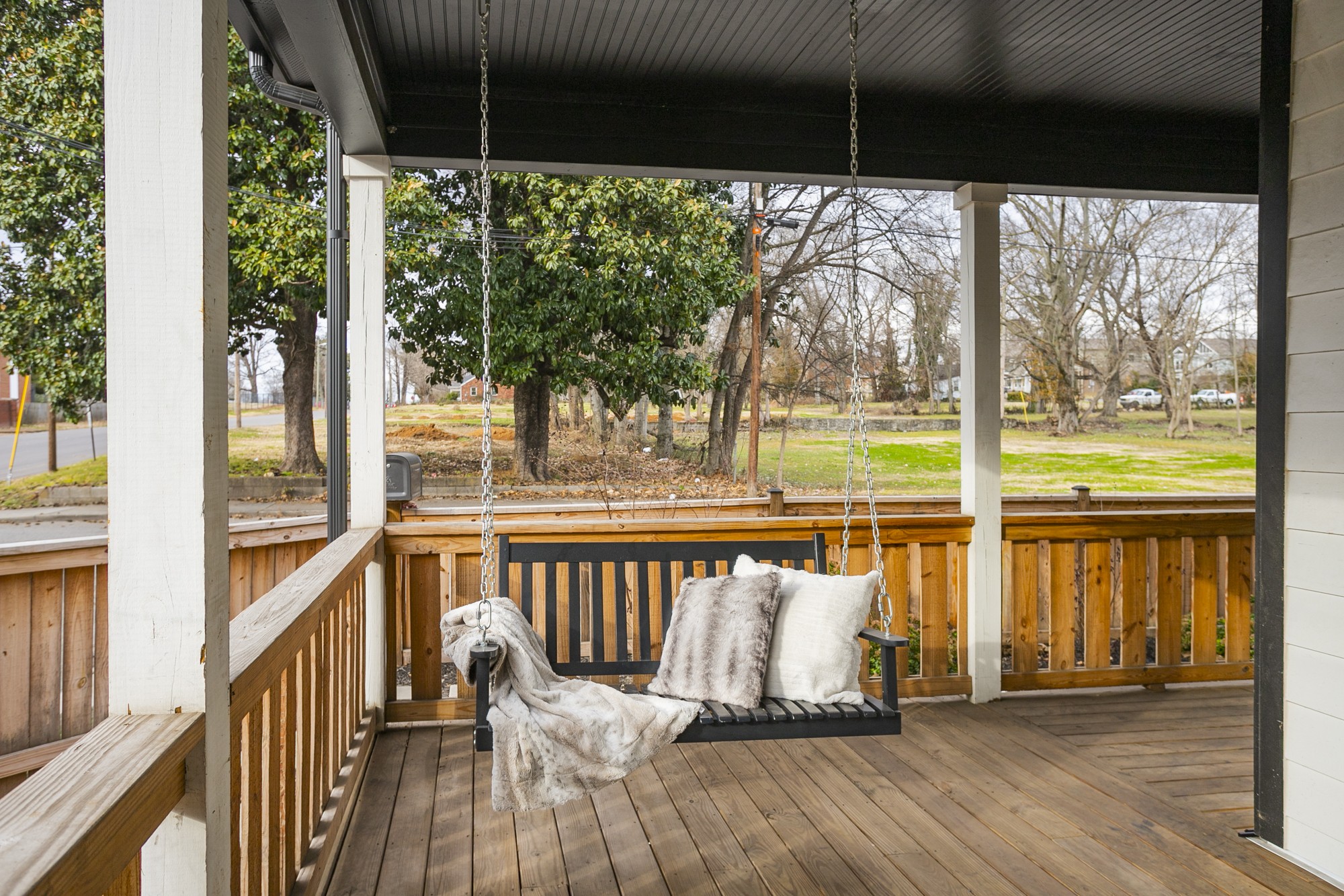 1405 Clay St Property Photo 32