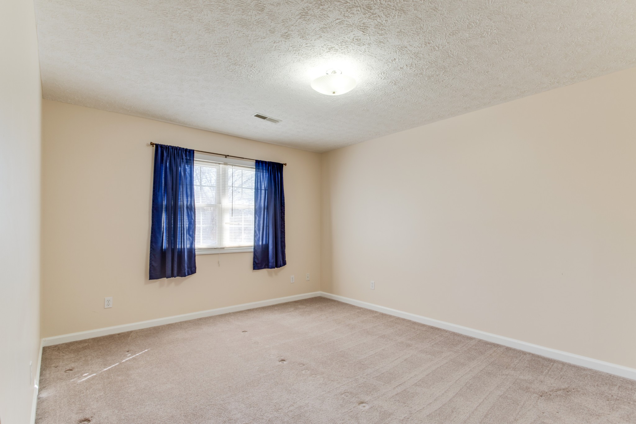396 Deerfield Cir Property Photo 44