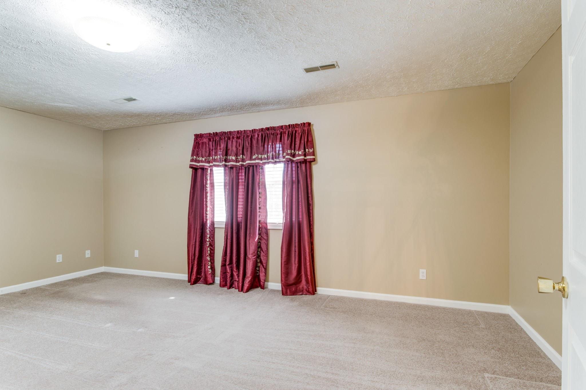 396 Deerfield Cir Property Photo 50