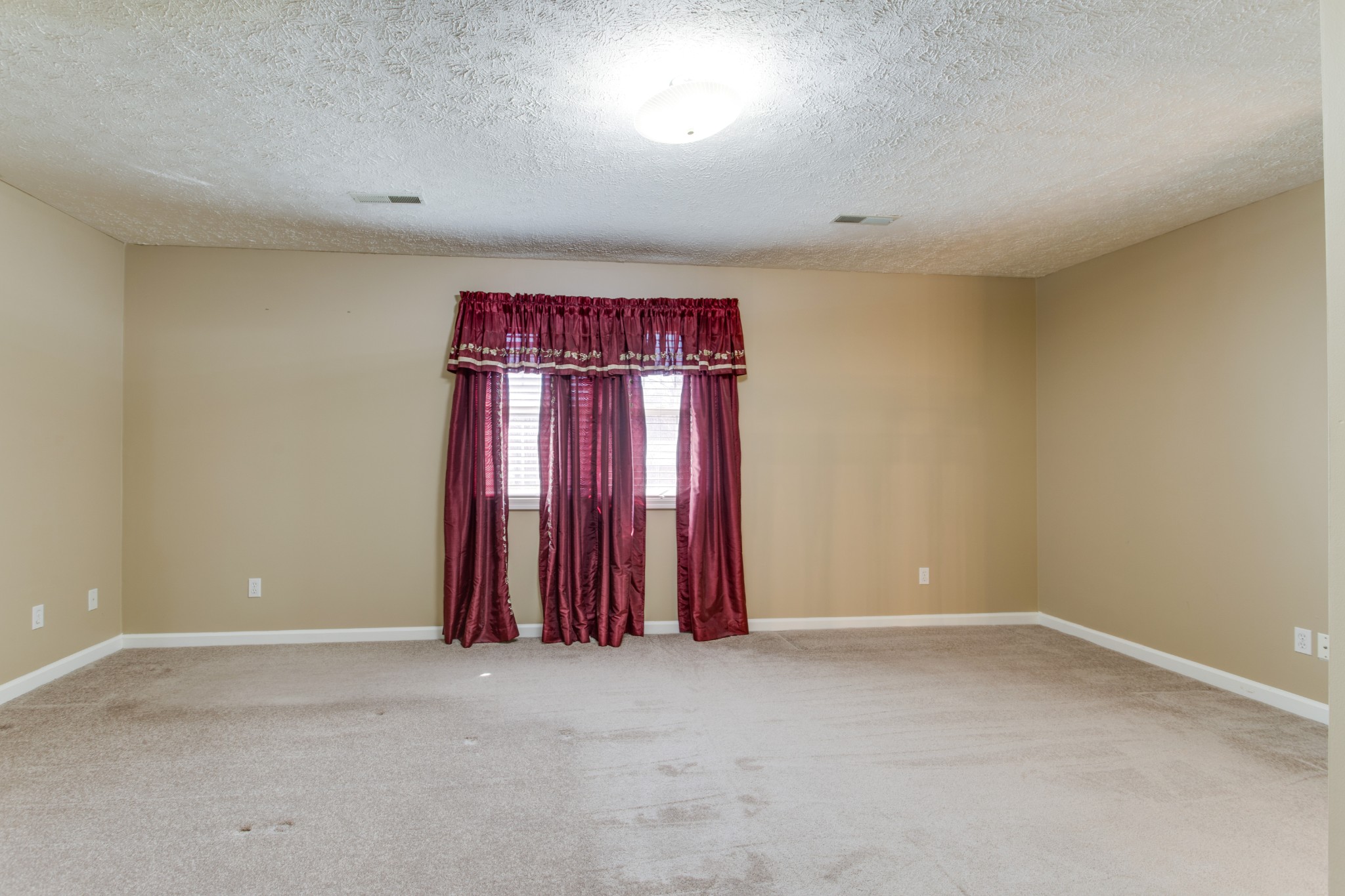 396 Deerfield Cir Property Photo 53