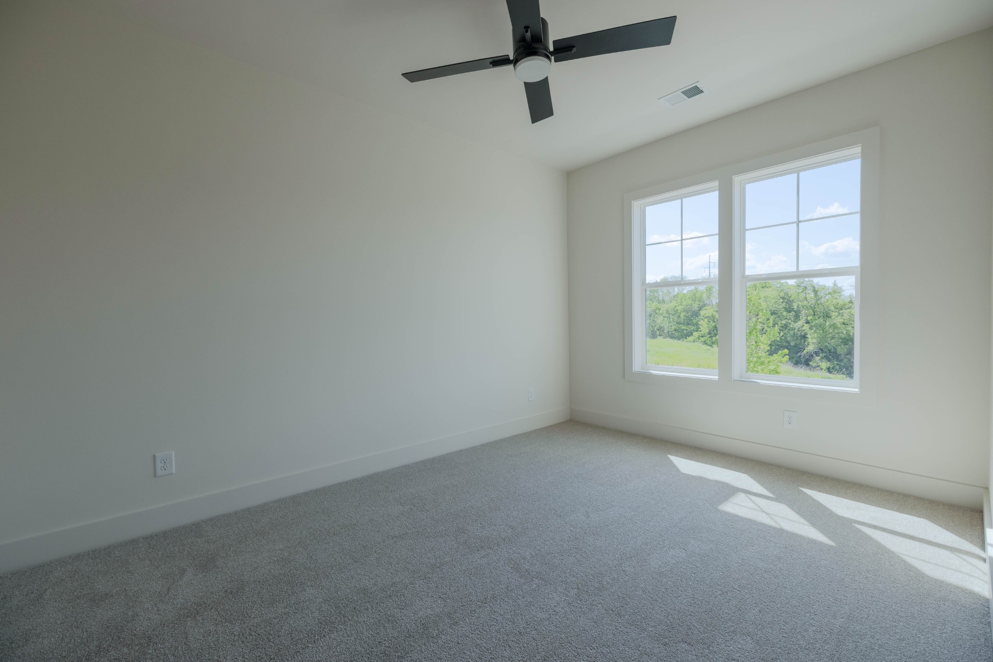 4040 Penfield Drive Unit D Property Photo 13